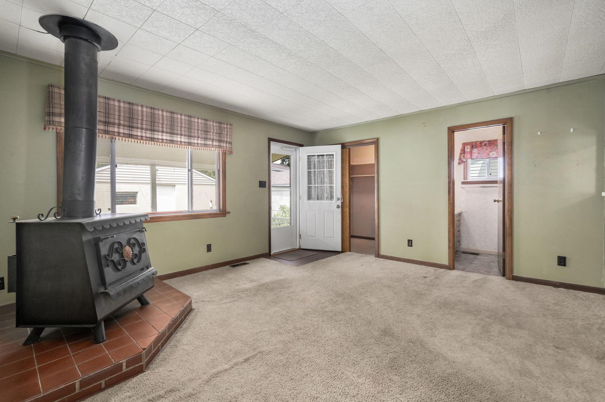 1330 Mulford Rd, Columbus OH 43212-3511 exterior