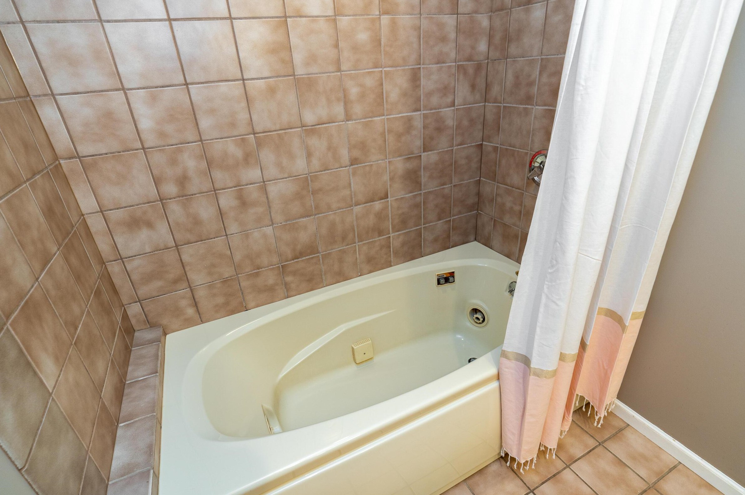 3001 Dale Ave, Columbus OH 43209-1812 exterior