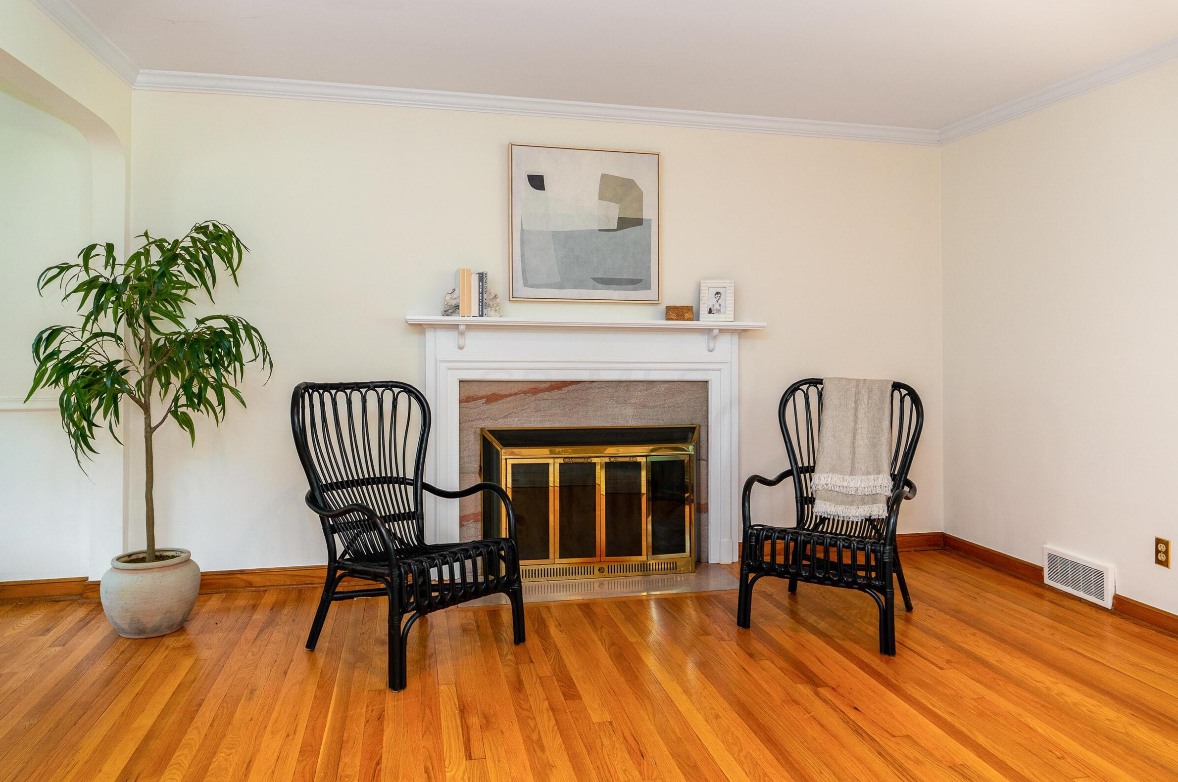 3001 Dale Ave, Columbus OH 43209-1812 exterior