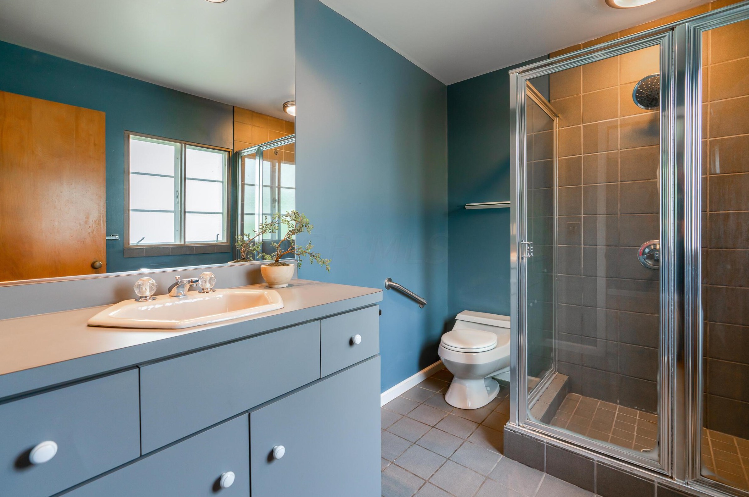 3001 Dale Ave, Columbus OH 43209-1812 exterior