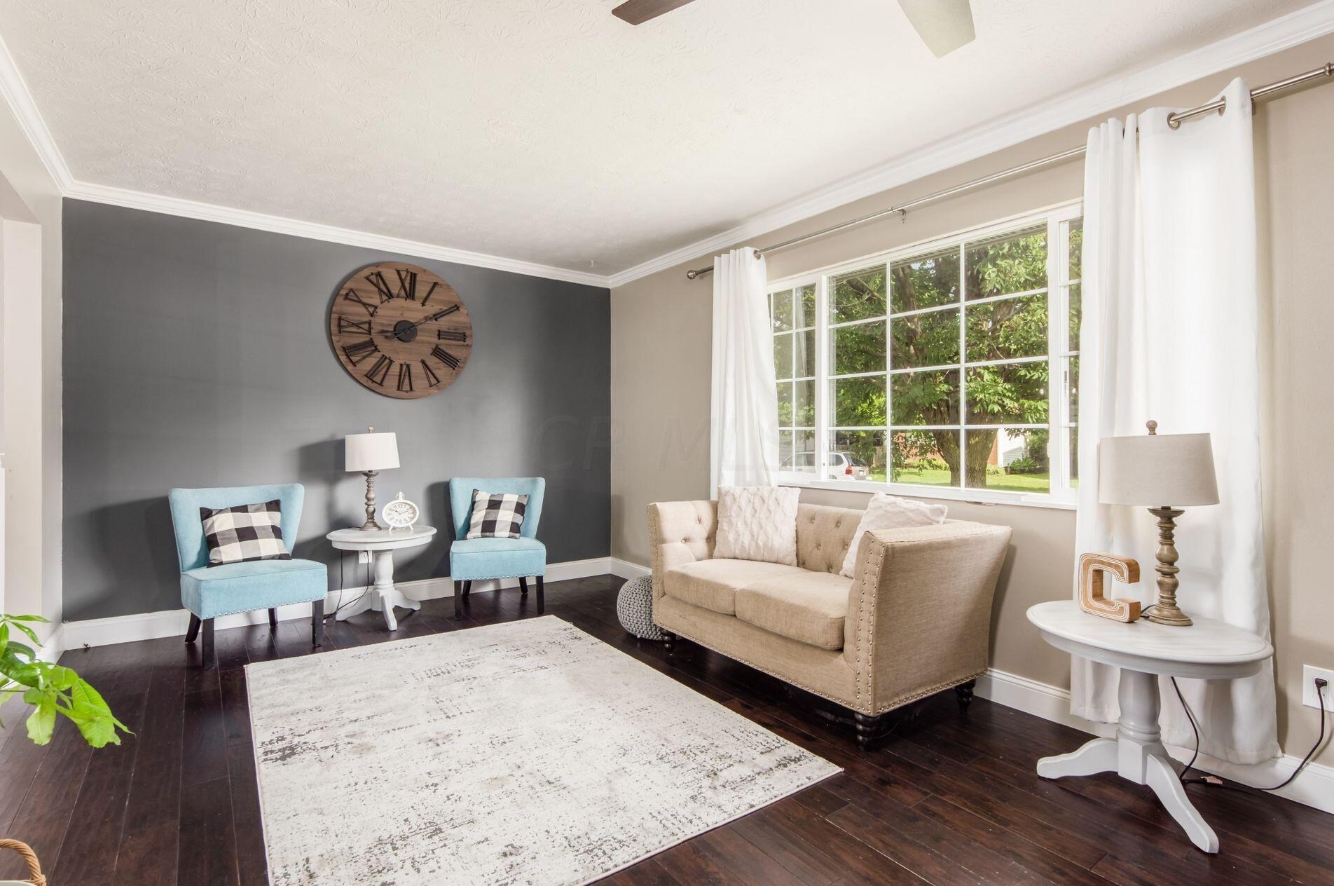 3243 Valleywood Dr, Columbus OH 43223-3539 exterior