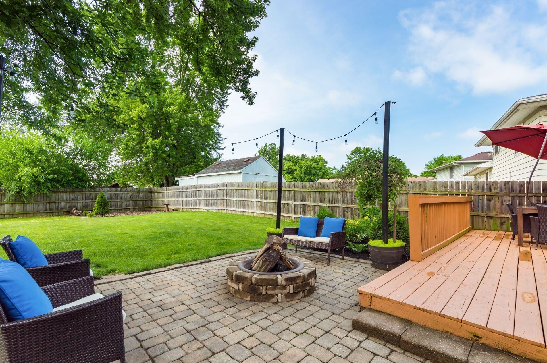 3243 Valleywood Dr, Columbus OH 43223-3539 exterior