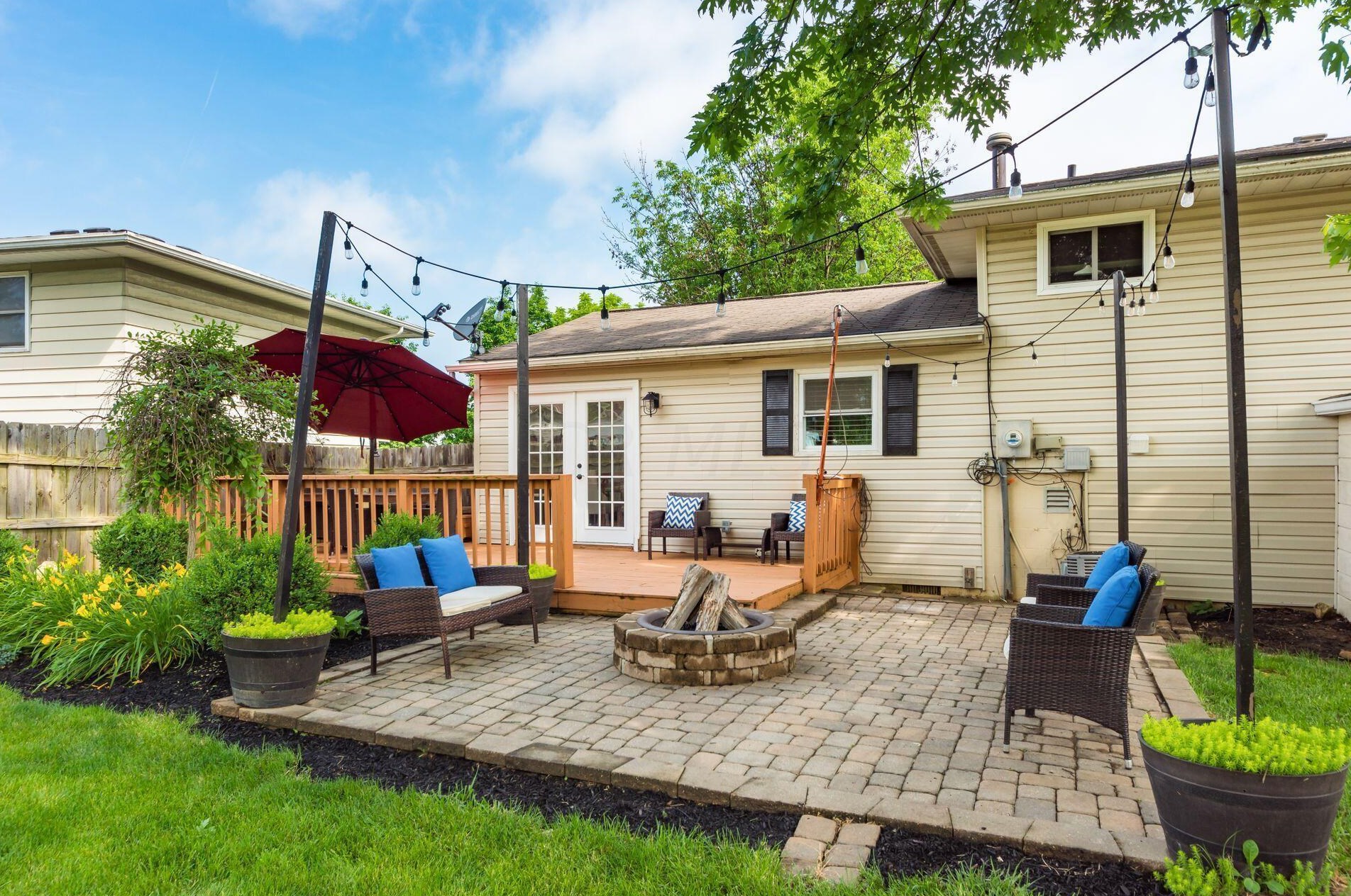 3243 Valleywood Dr, Columbus OH 43223-3539 exterior