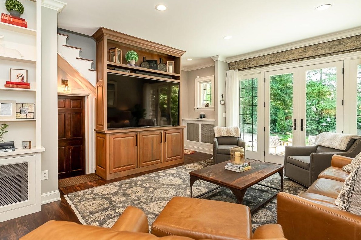 102 Parkview Ave, Columbus OH 43209-1011 exterior