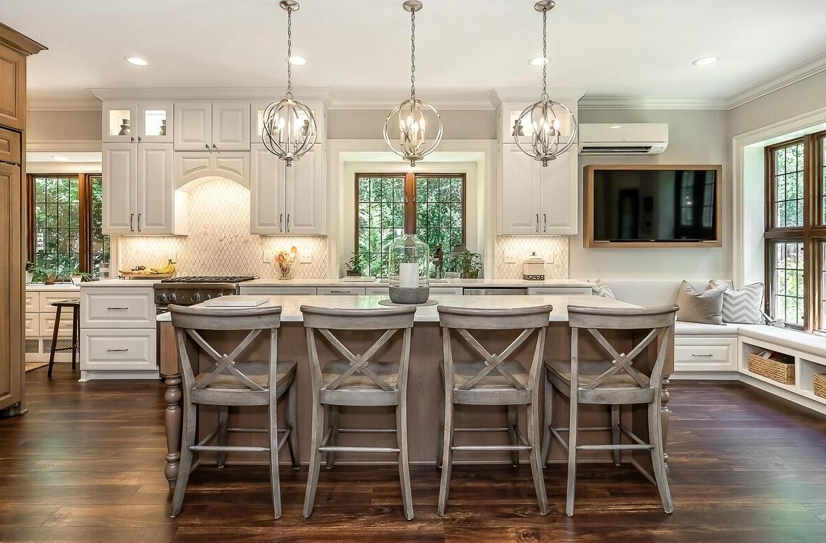 102 Parkview Ave, Columbus OH 43209-1011 exterior