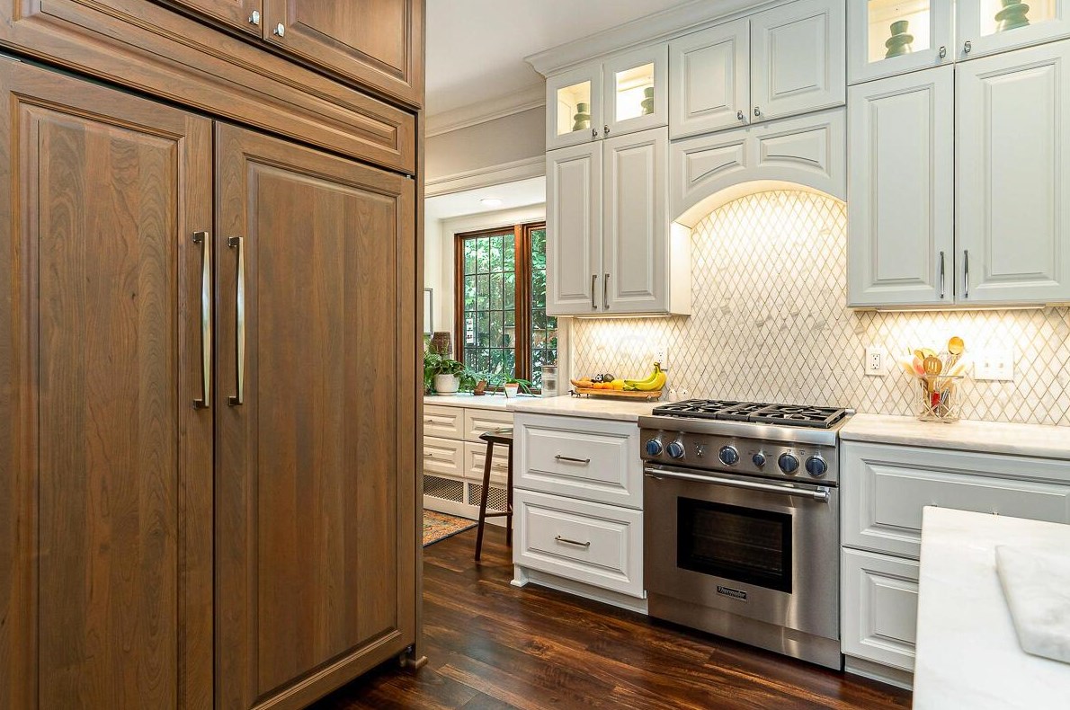 102 Parkview Ave, Columbus OH 43209-1011 exterior