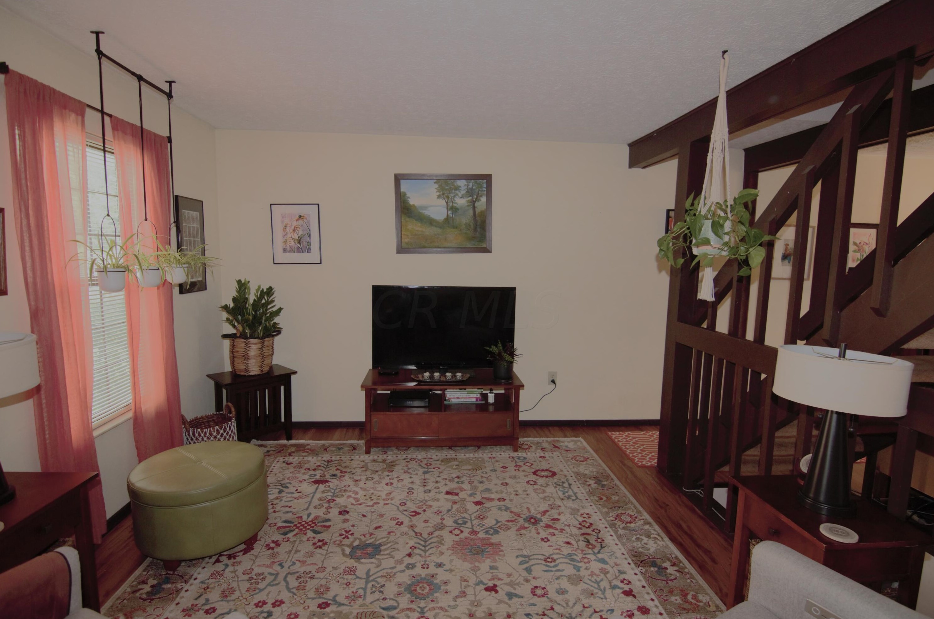 2287 Laurelwood Dr, Columbus OH 43229-9602 exterior