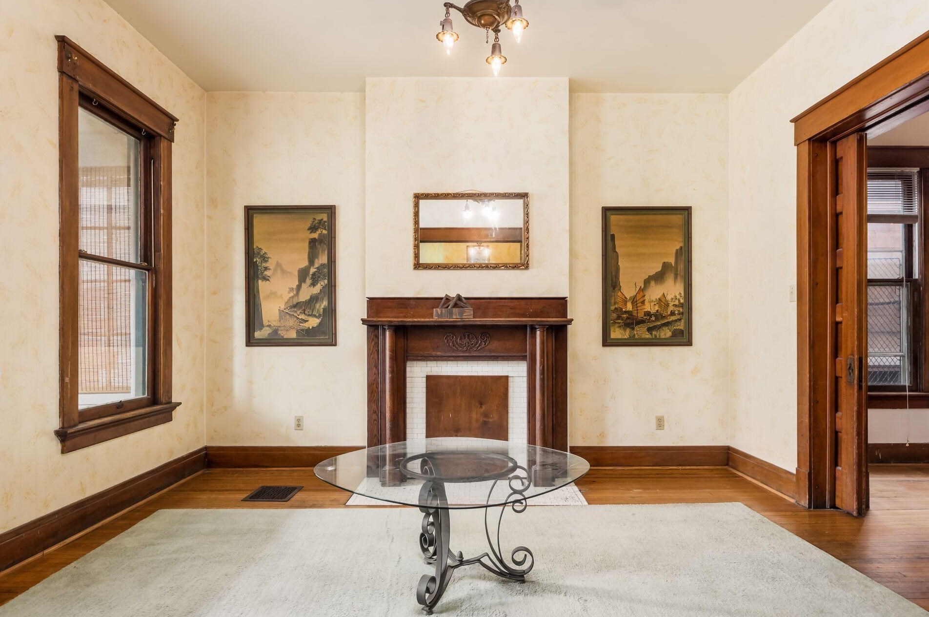 243 Hamilton Ave, Columbus OH 43203-2208 exterior