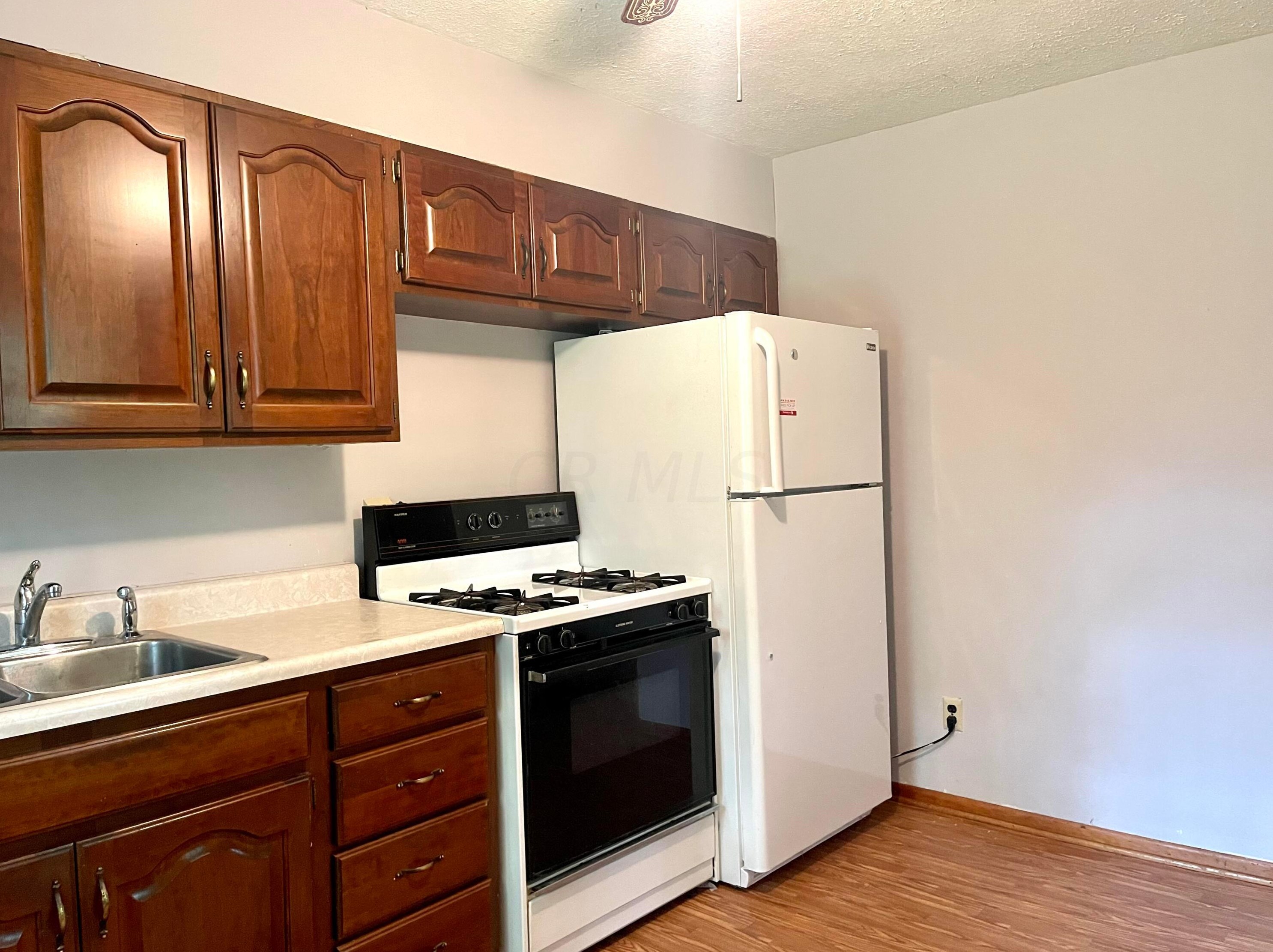 114 Chase Rd, Columbus OH 43214-1168 exterior