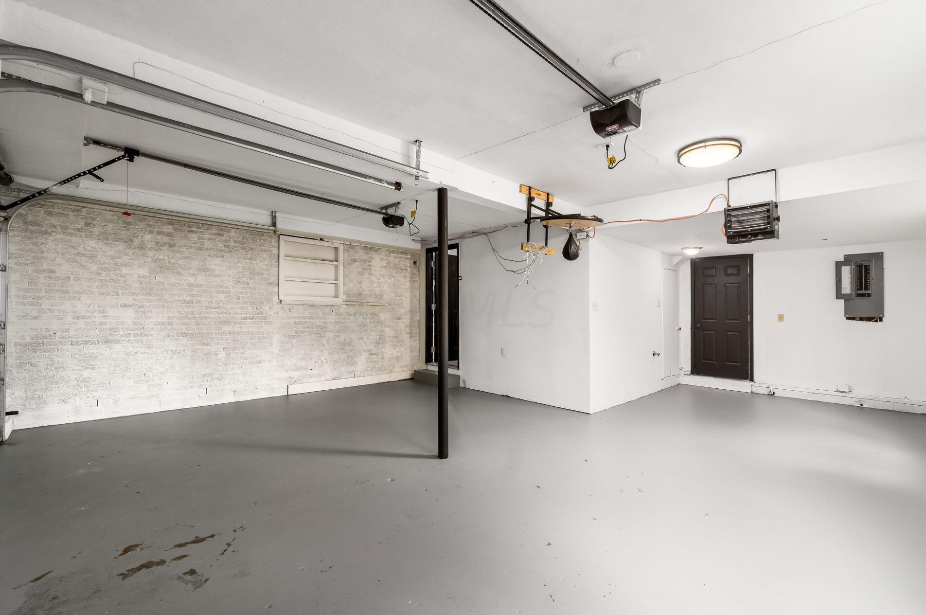 1107 Olney Dr, Columbus OH 43227-1521 exterior