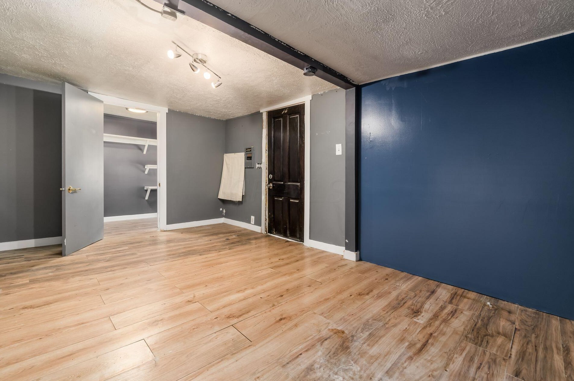 1107 Olney Dr, Columbus OH 43227-1521 exterior