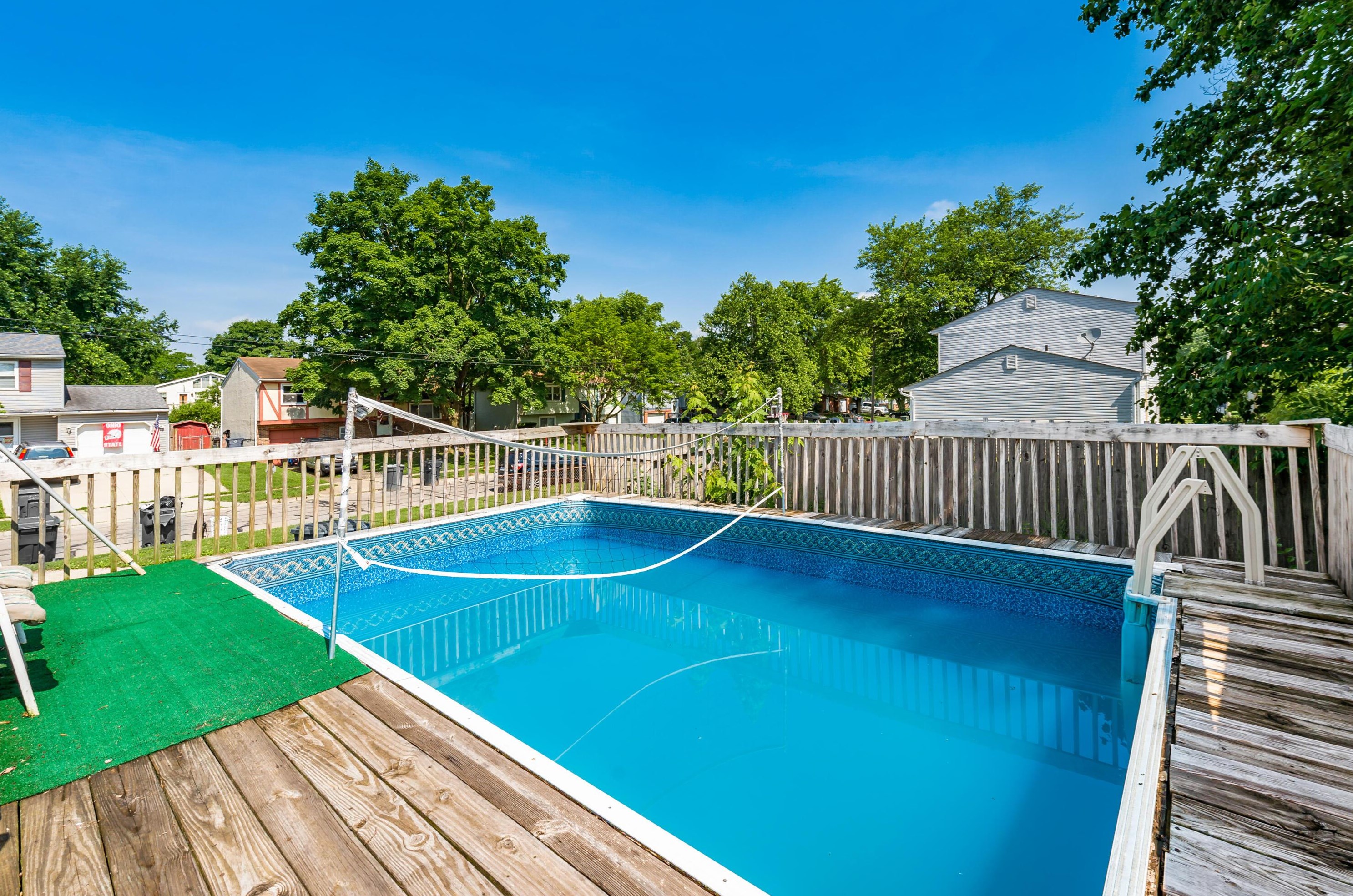 3472 Green Meadows St, Columbus OH  43207-3541 exterior