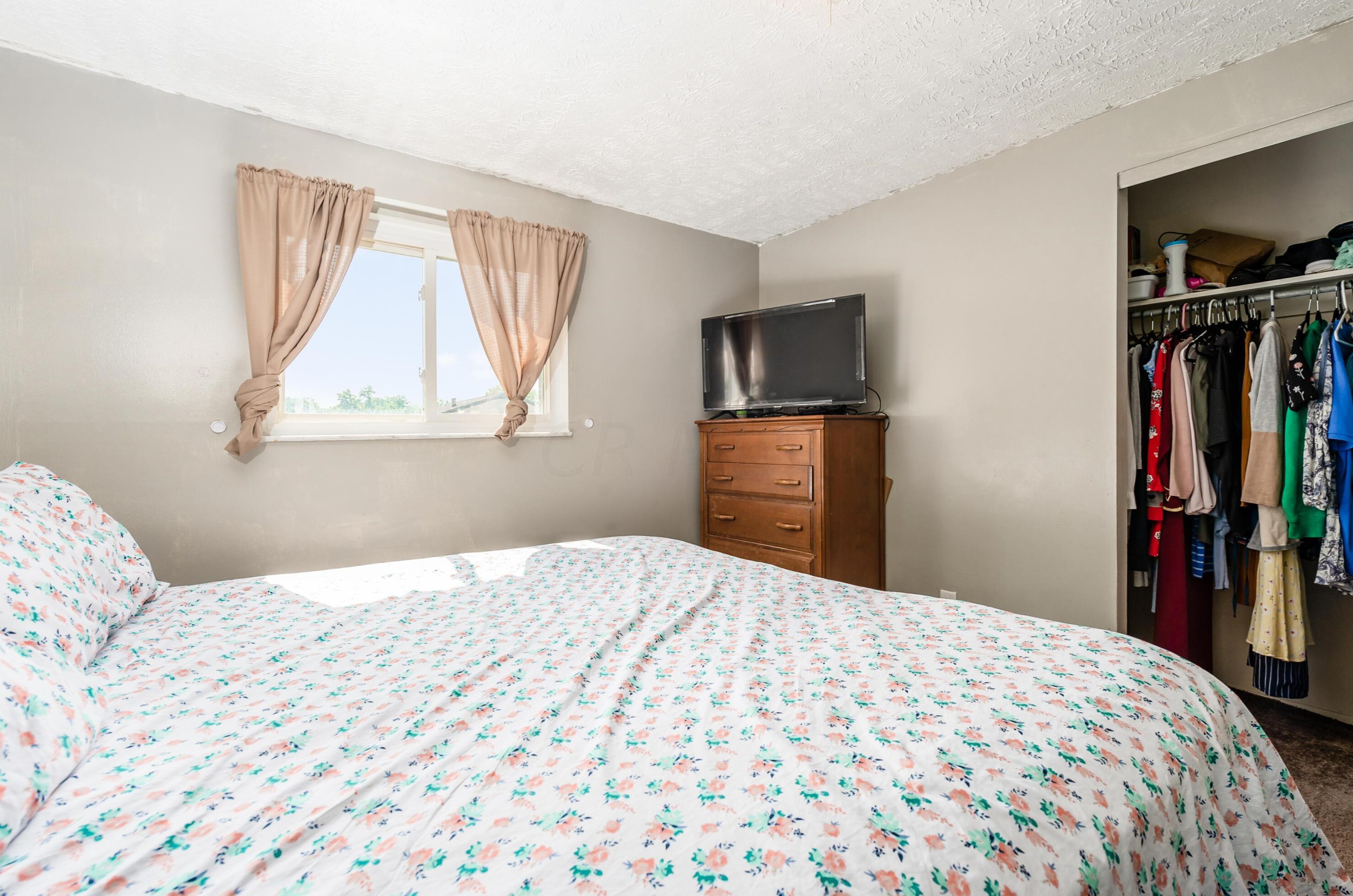 3472 Green Meadows St, Columbus OH  43207-3541 exterior