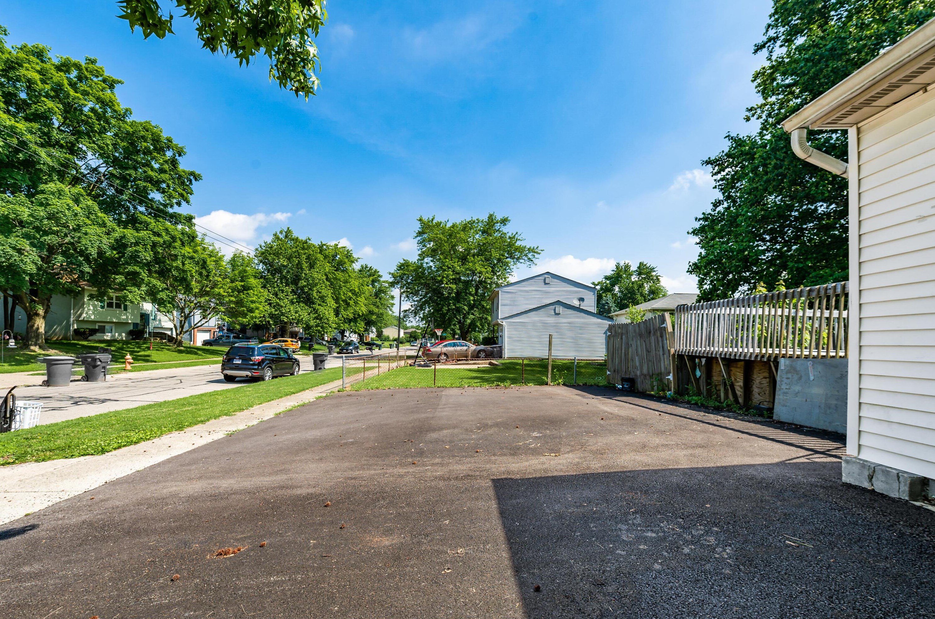 3472 Green Meadows St, Columbus OH  43207-3541 exterior