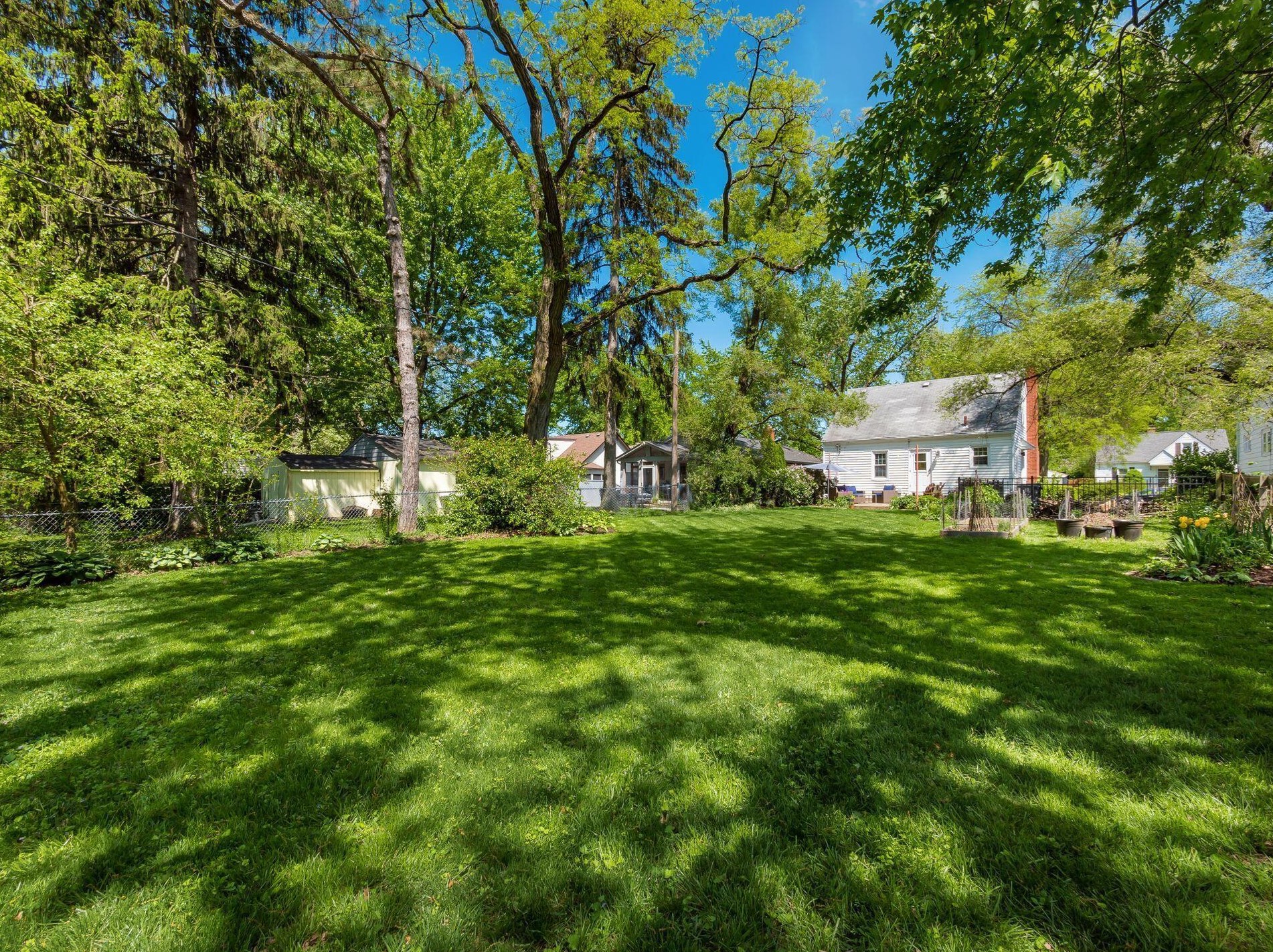 383 Wetmore Rd, Columbus OH 43214-2115 exterior