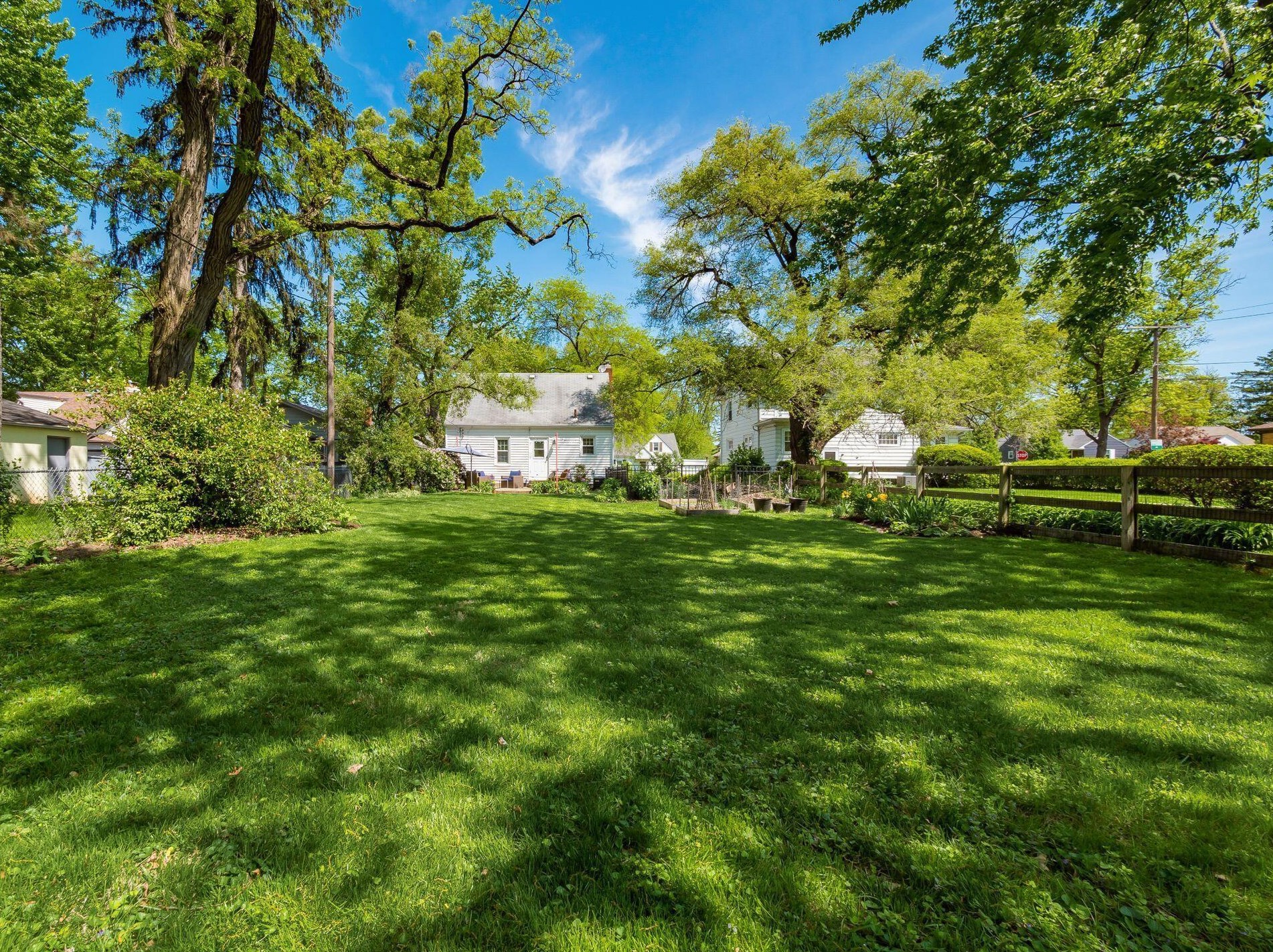 383 Wetmore Rd, Columbus OH 43214-2115 exterior