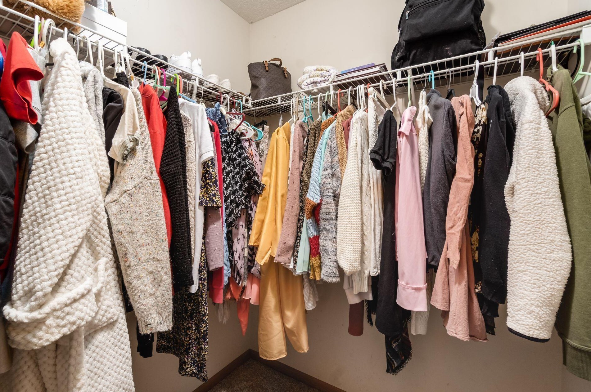 110 Richard Ave, Ashville OH  43103-9002 exterior