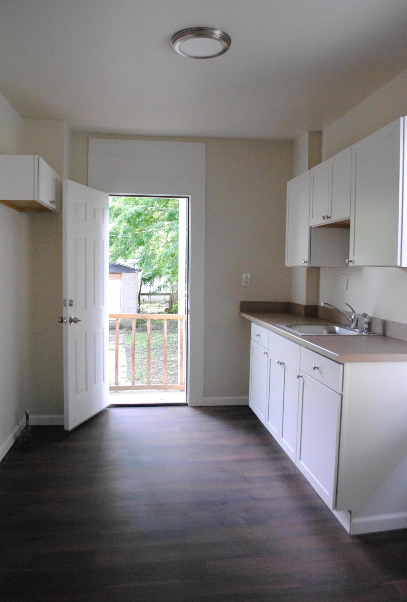 1579 Kent St, Columbus OH  43205-2941 exterior