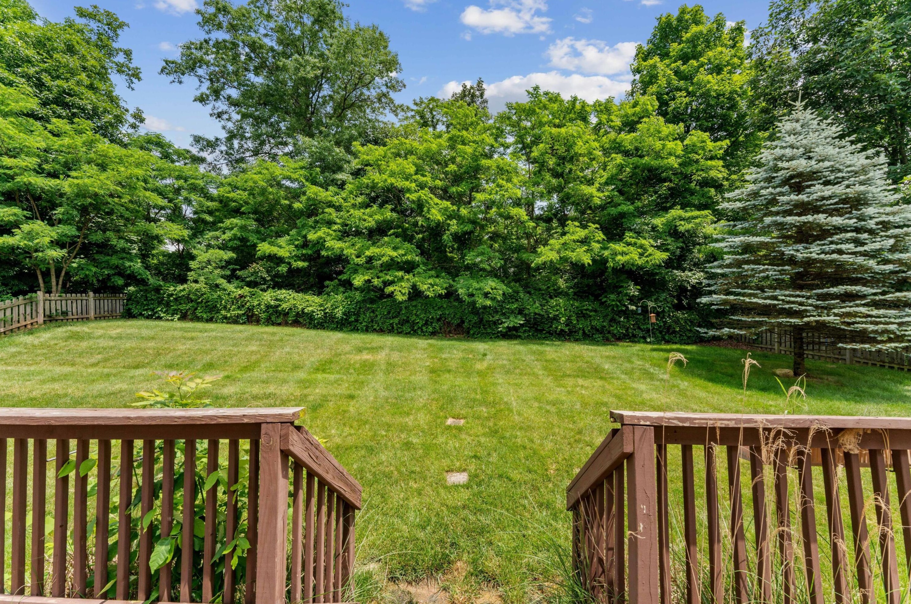 7832 Ashstone Ct, Cnl Wnchstr OH  43110-8021 exterior