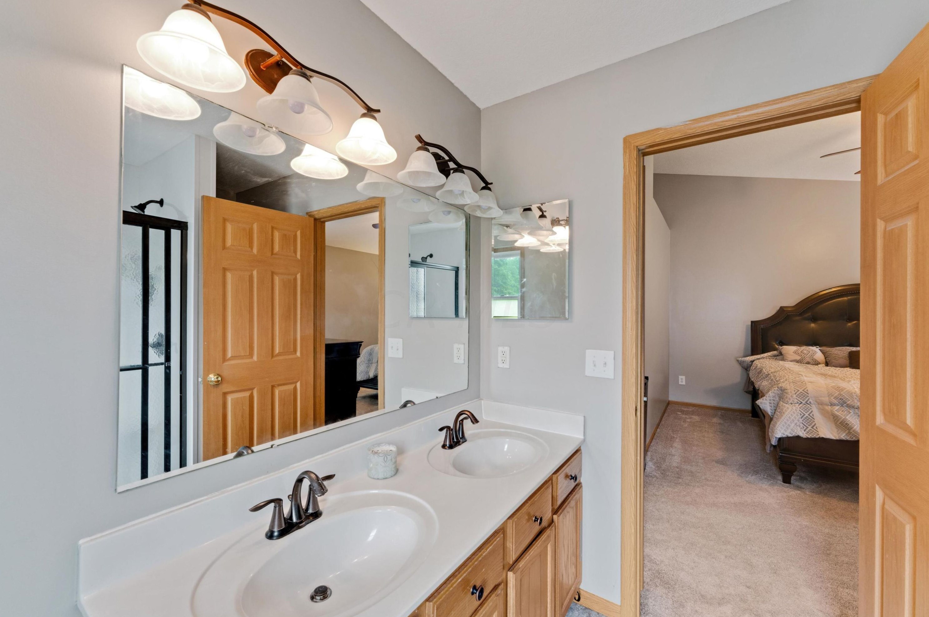 7832 Ashstone Ct, Cnl Wnchstr OH  43110-8021 exterior