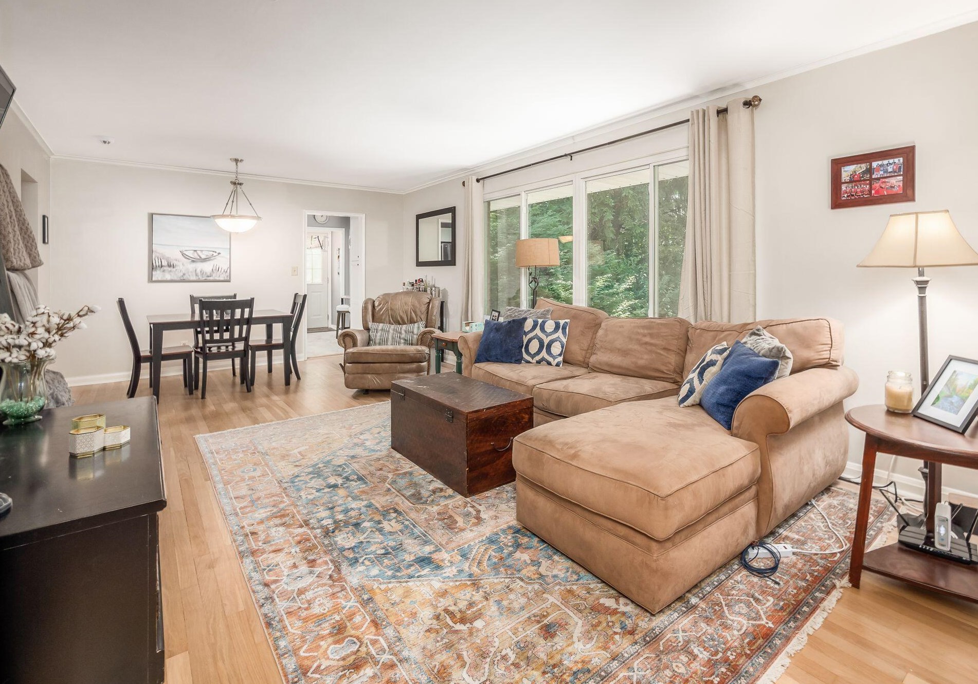 2623 Charing Rd, Columbus OH  43221-3627 exterior