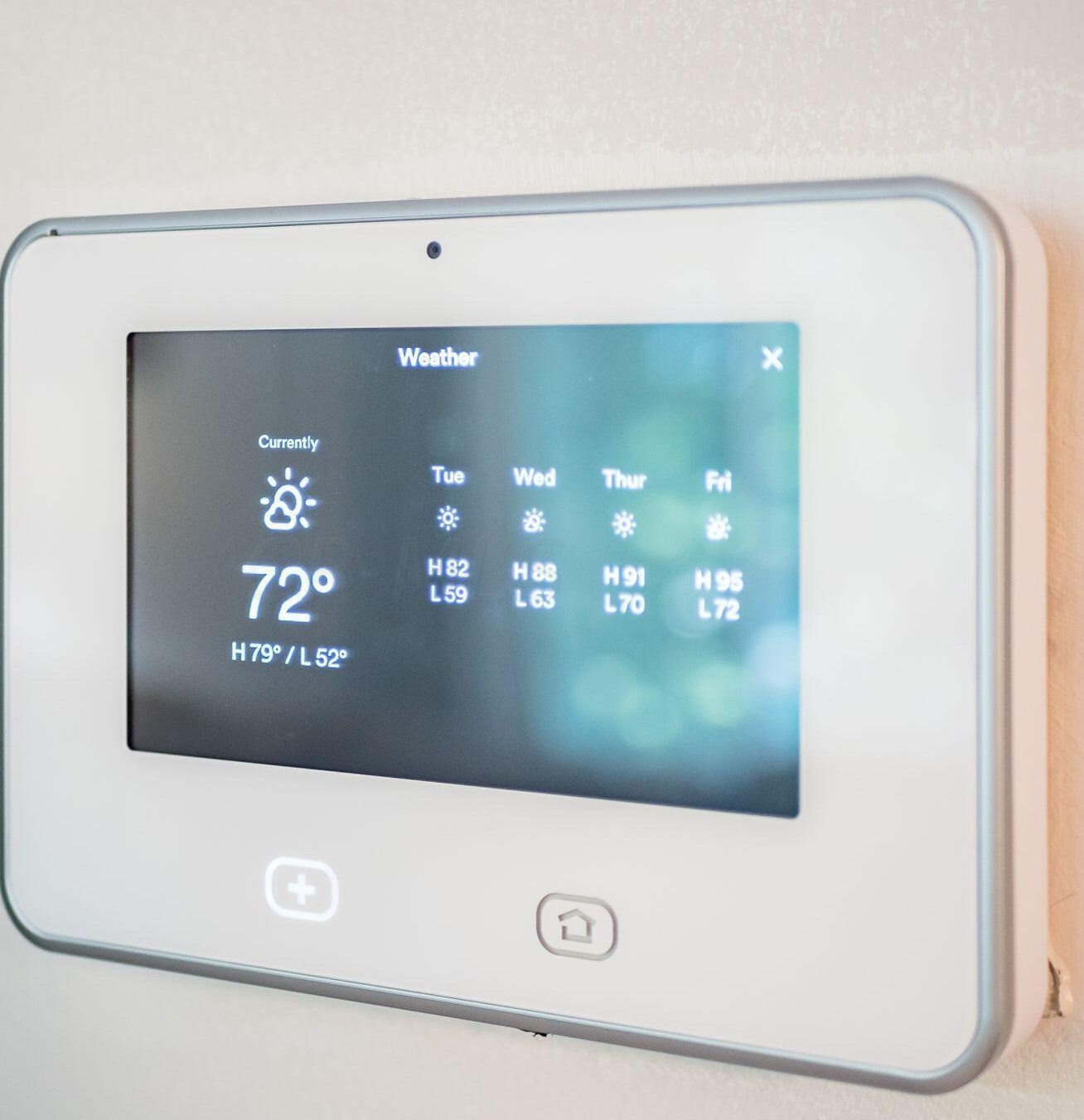 2623 Charing Rd, Columbus OH  43221-3627 exterior