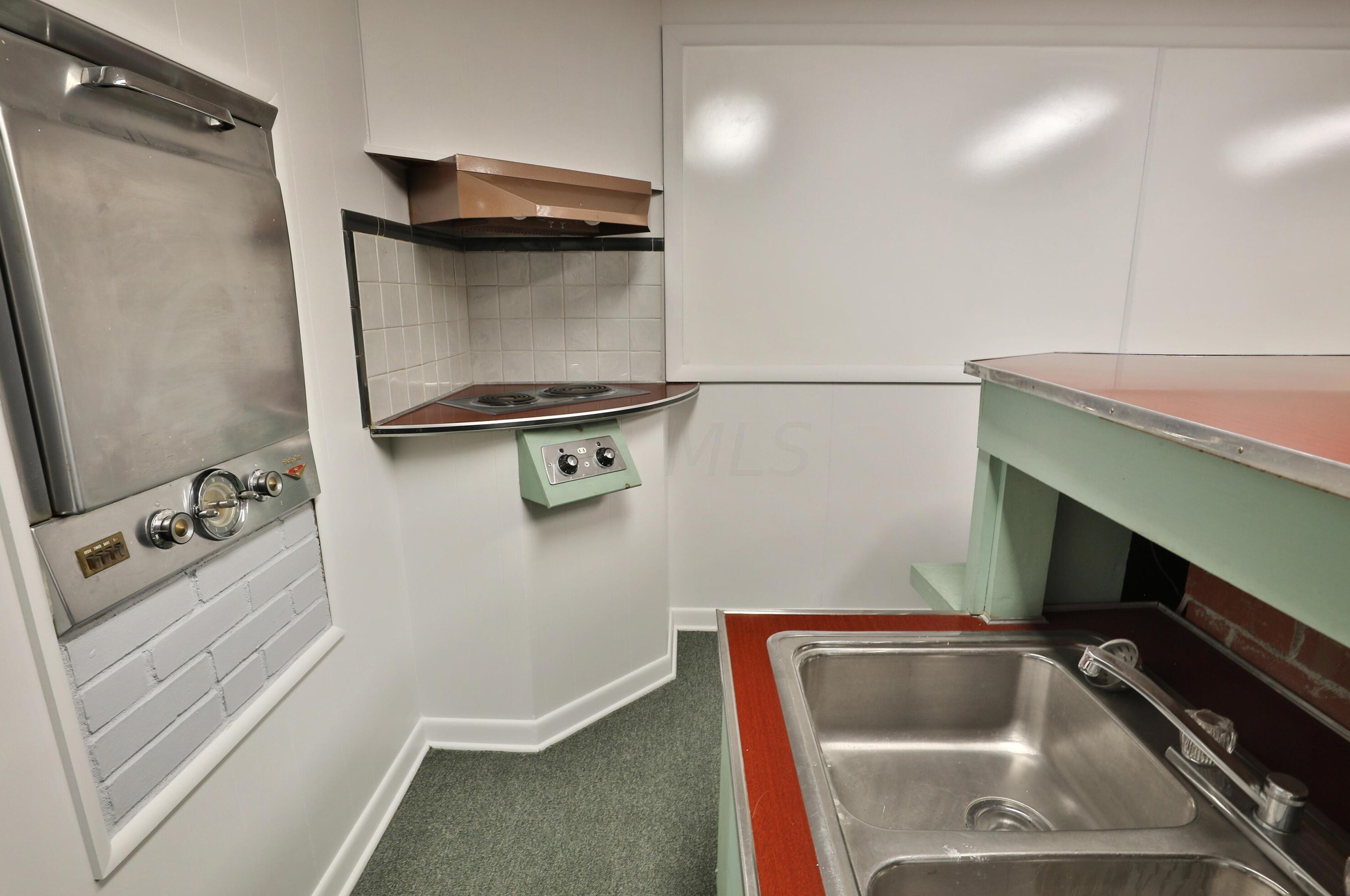 7125 Olentangy River Rd, Columbus OH 43235-3439 exterior