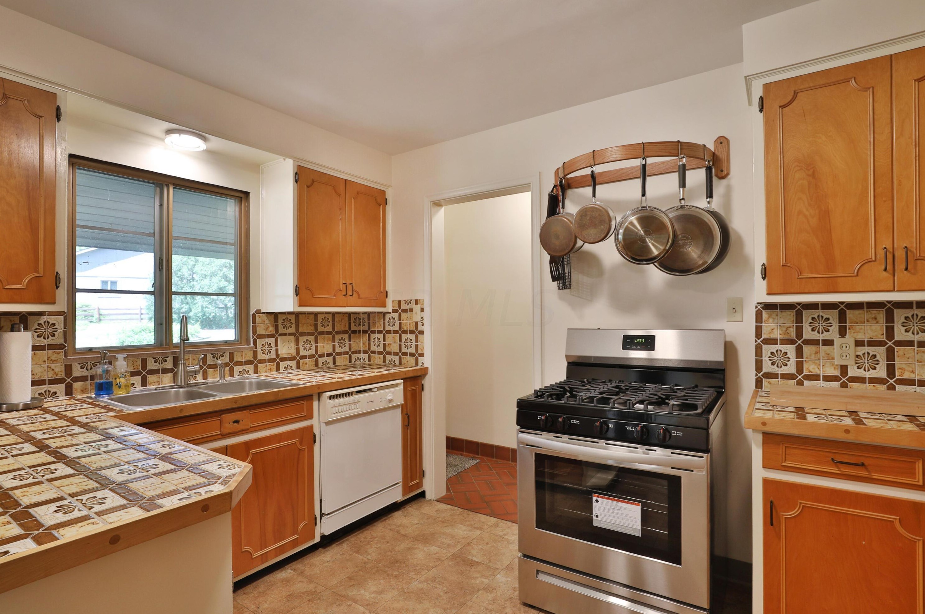 7125 Olentangy River Rd, Columbus OH 43235-3439 exterior