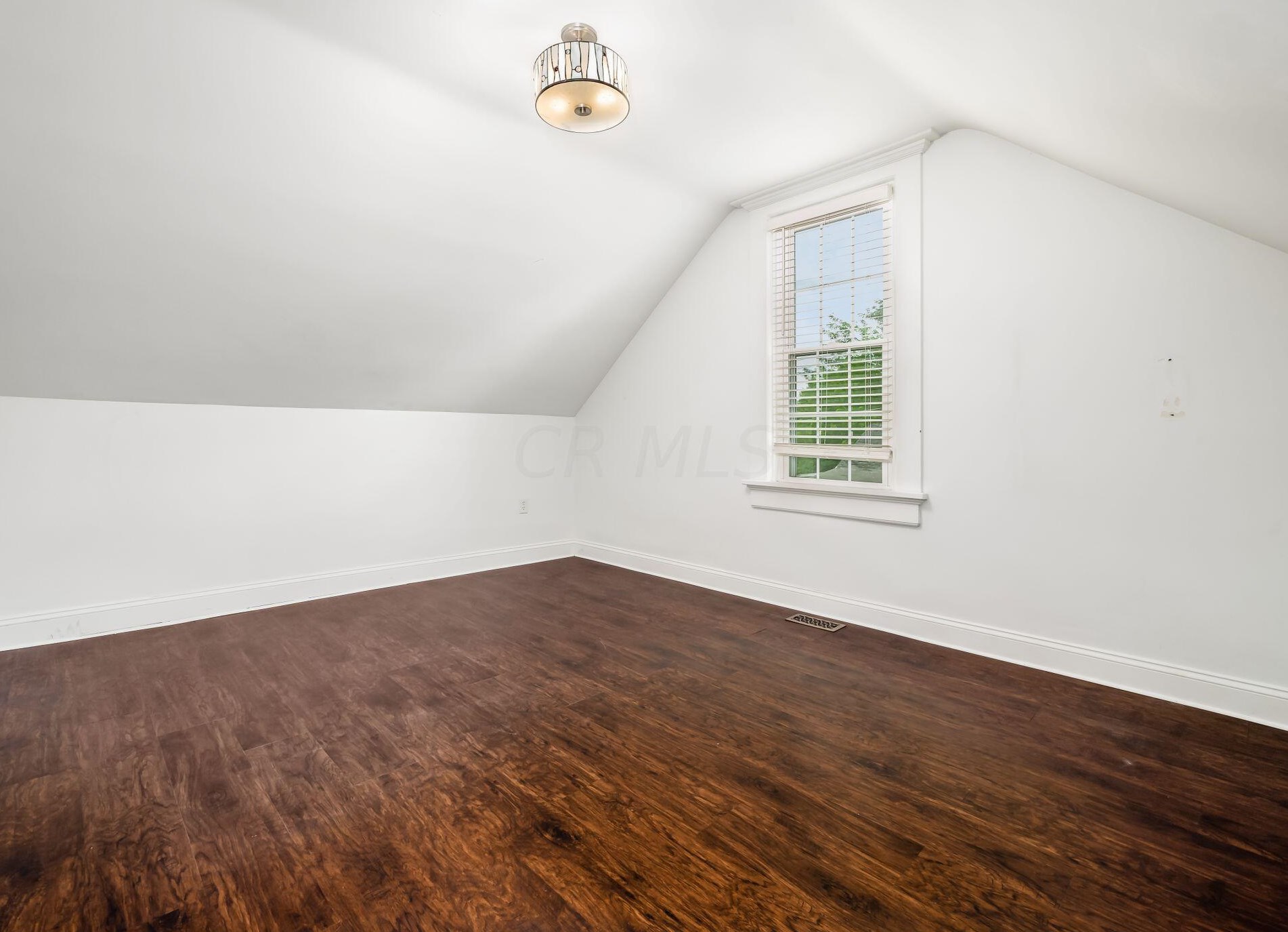 1091 Washington Ave, Columbus OH  43206-2764 exterior