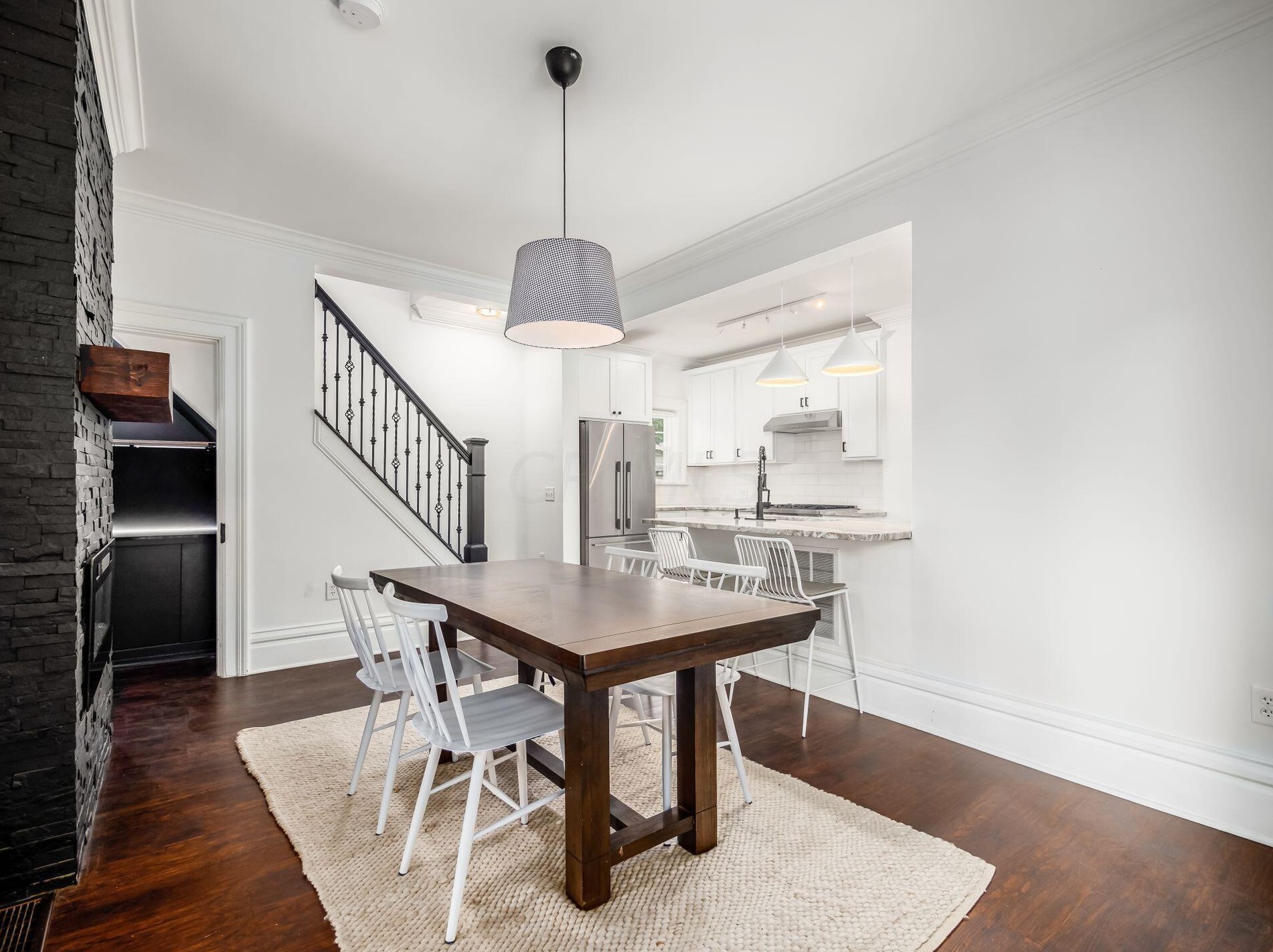 1091 Washington Ave, Columbus OH  43206-2764 exterior