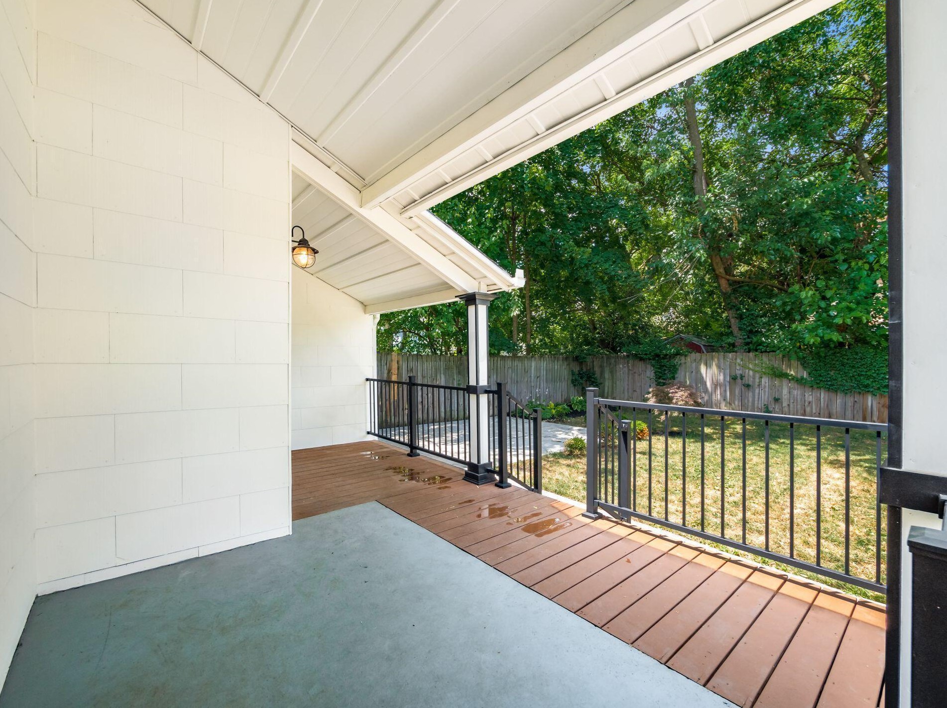 1091 Washington Ave, Columbus OH  43206-2764 exterior