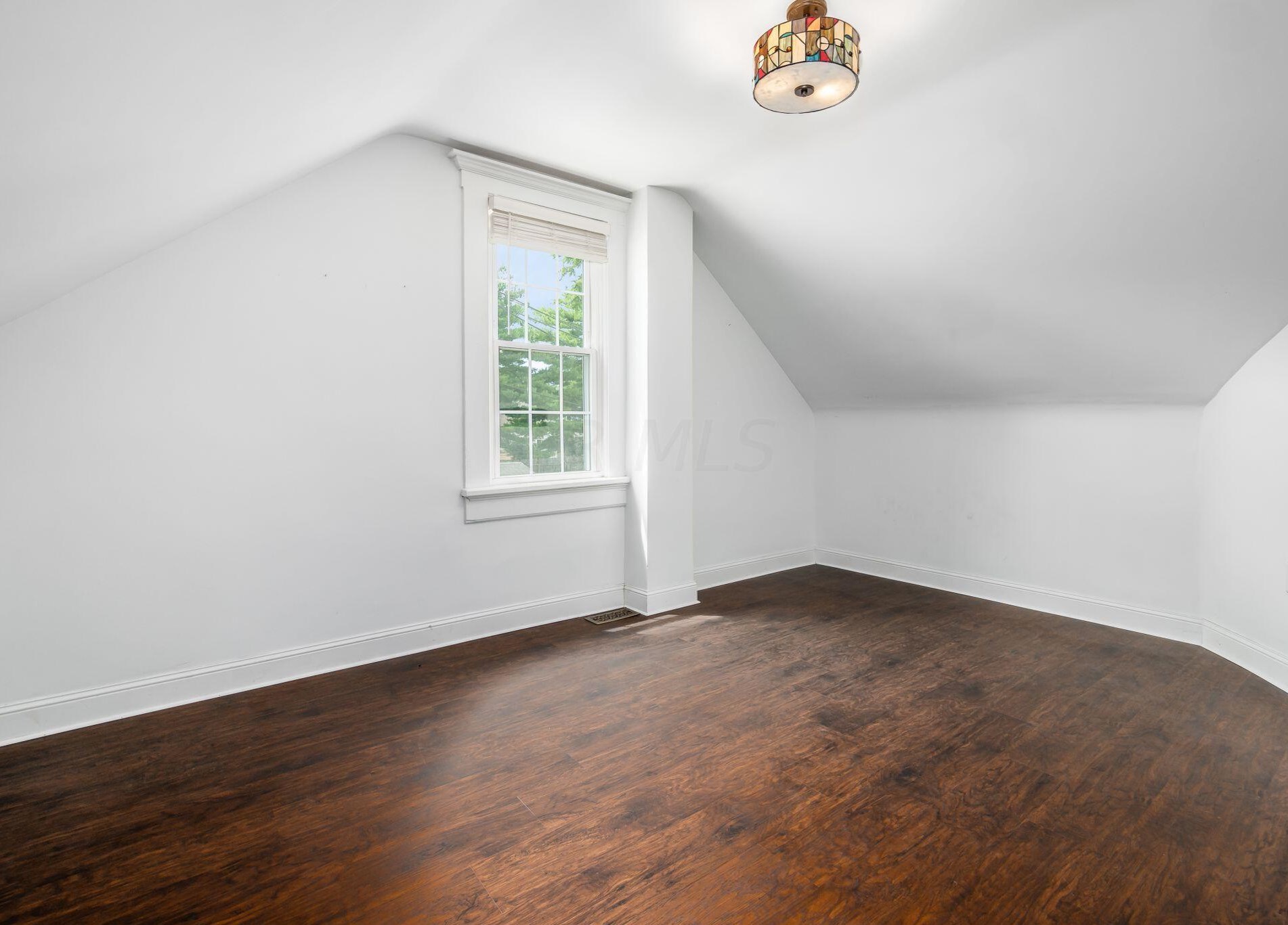 1091 Washington Ave, Columbus OH  43206-2764 exterior