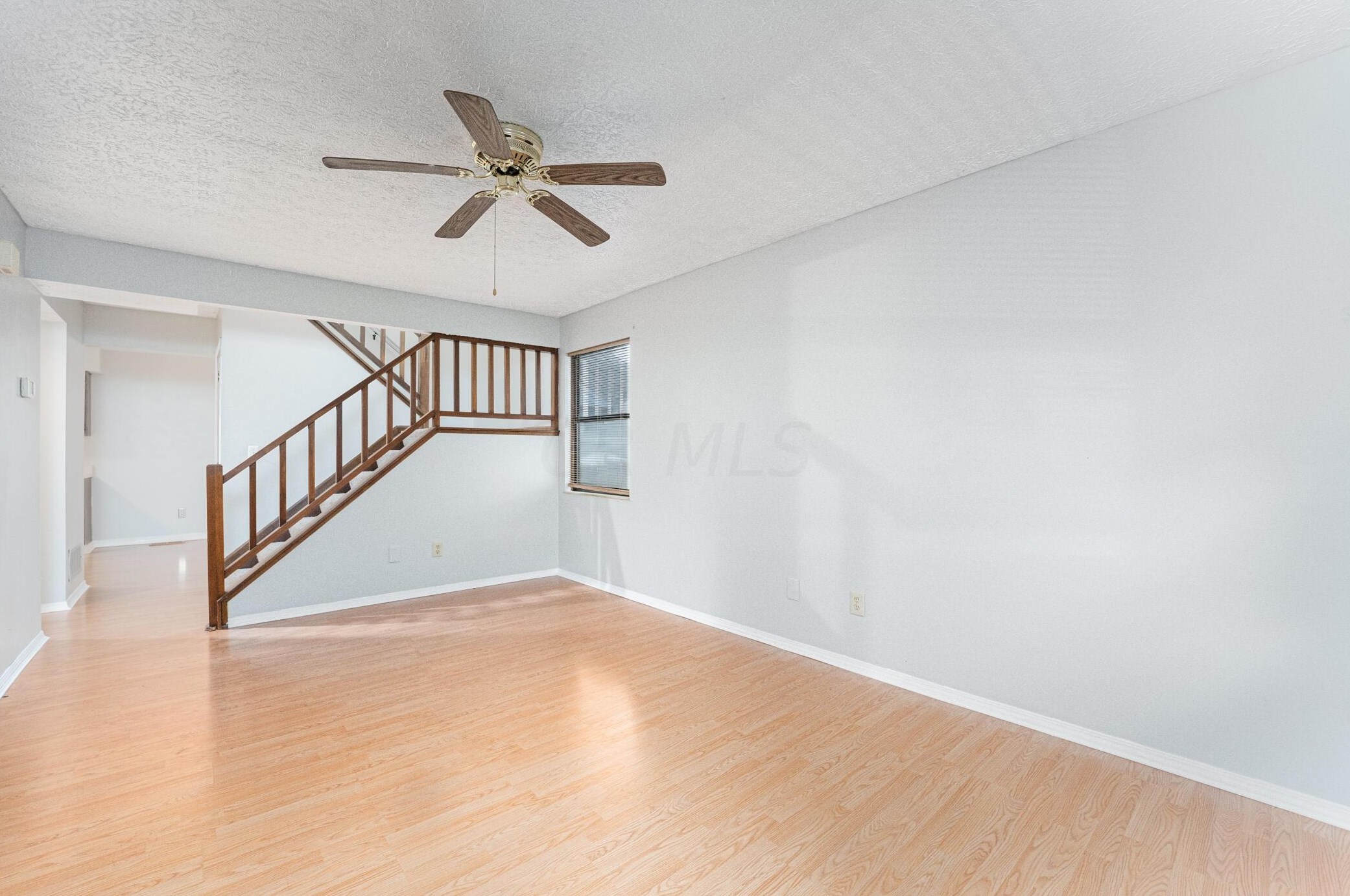 4874 Driffield Ct, Columbus OH 43221-5802 exterior