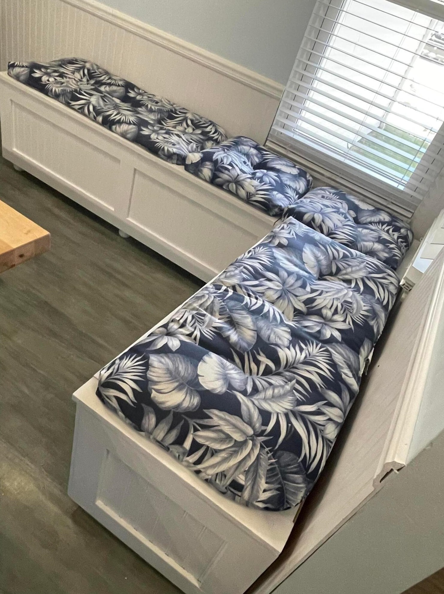 483 Bluestem Ave, Columbus OH 43230-4602 exterior