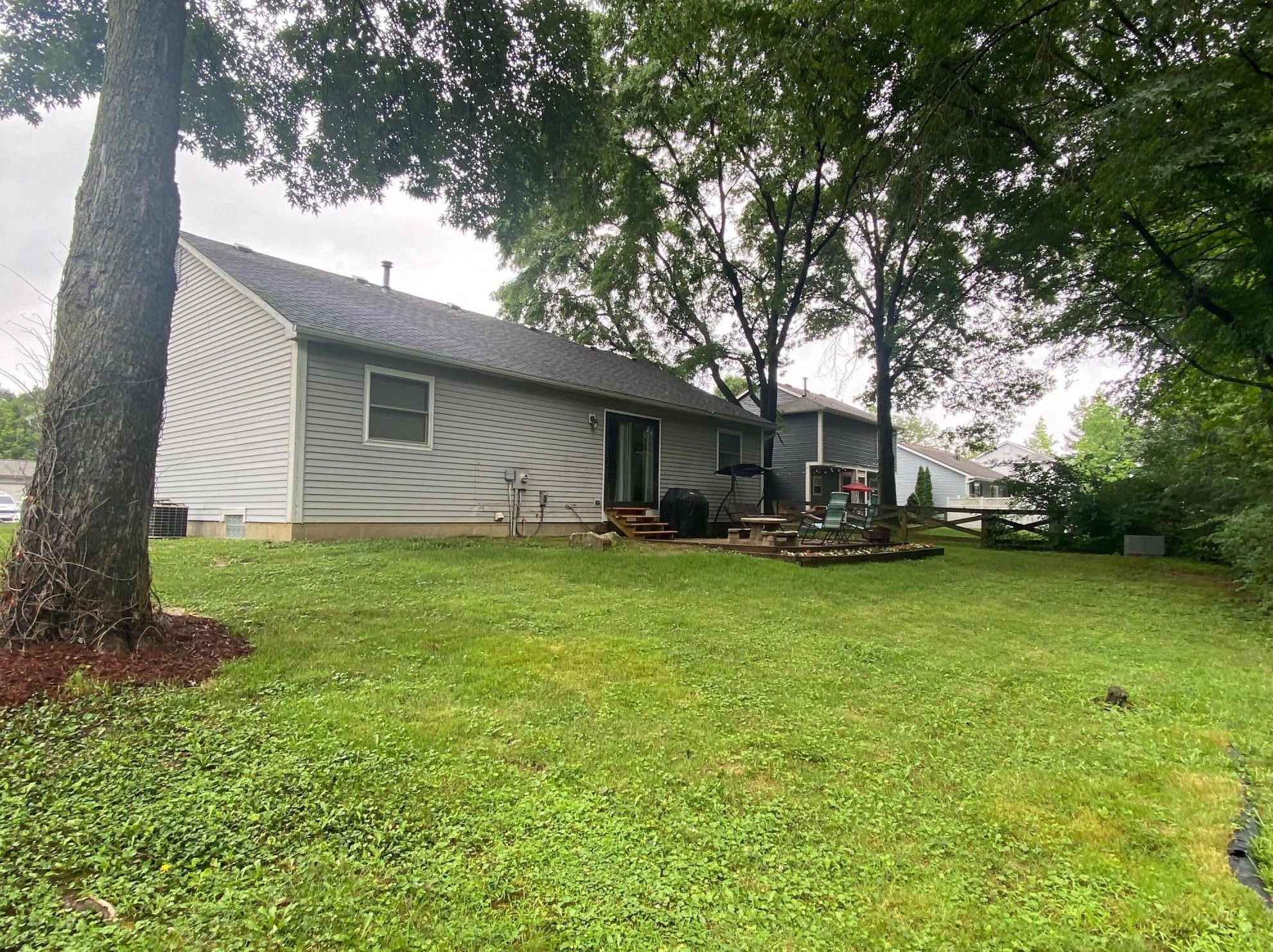 483 Bluestem Ave, Columbus OH 43230-4602 exterior