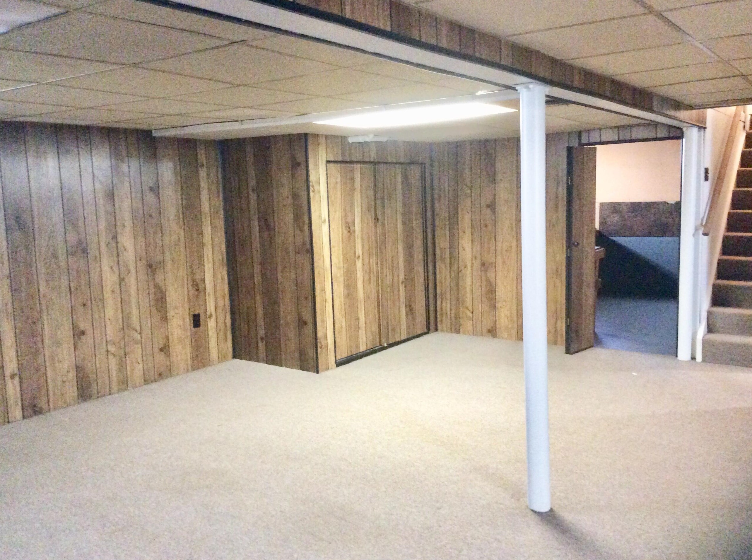 826 Roys Ave, Columbus OH 43204-2631 exterior