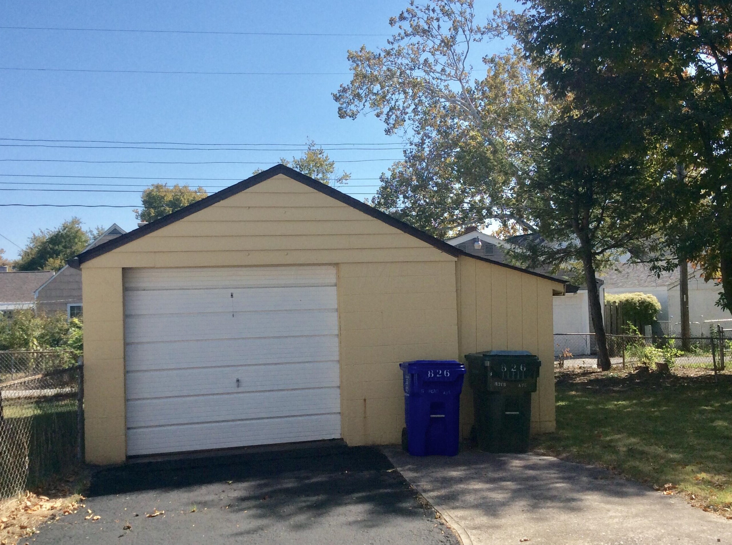 826 Roys Ave, Columbus OH 43204-2631 exterior