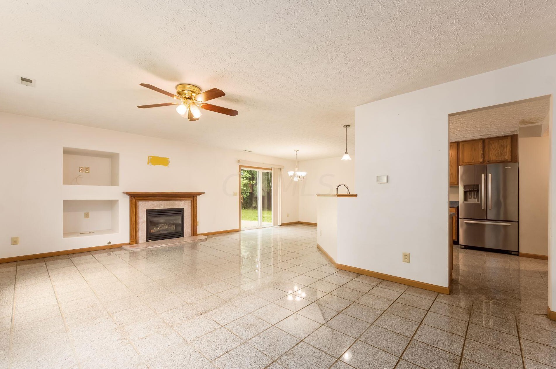 2303 Northtowne Pl, Columbus OH 43229-6690 exterior