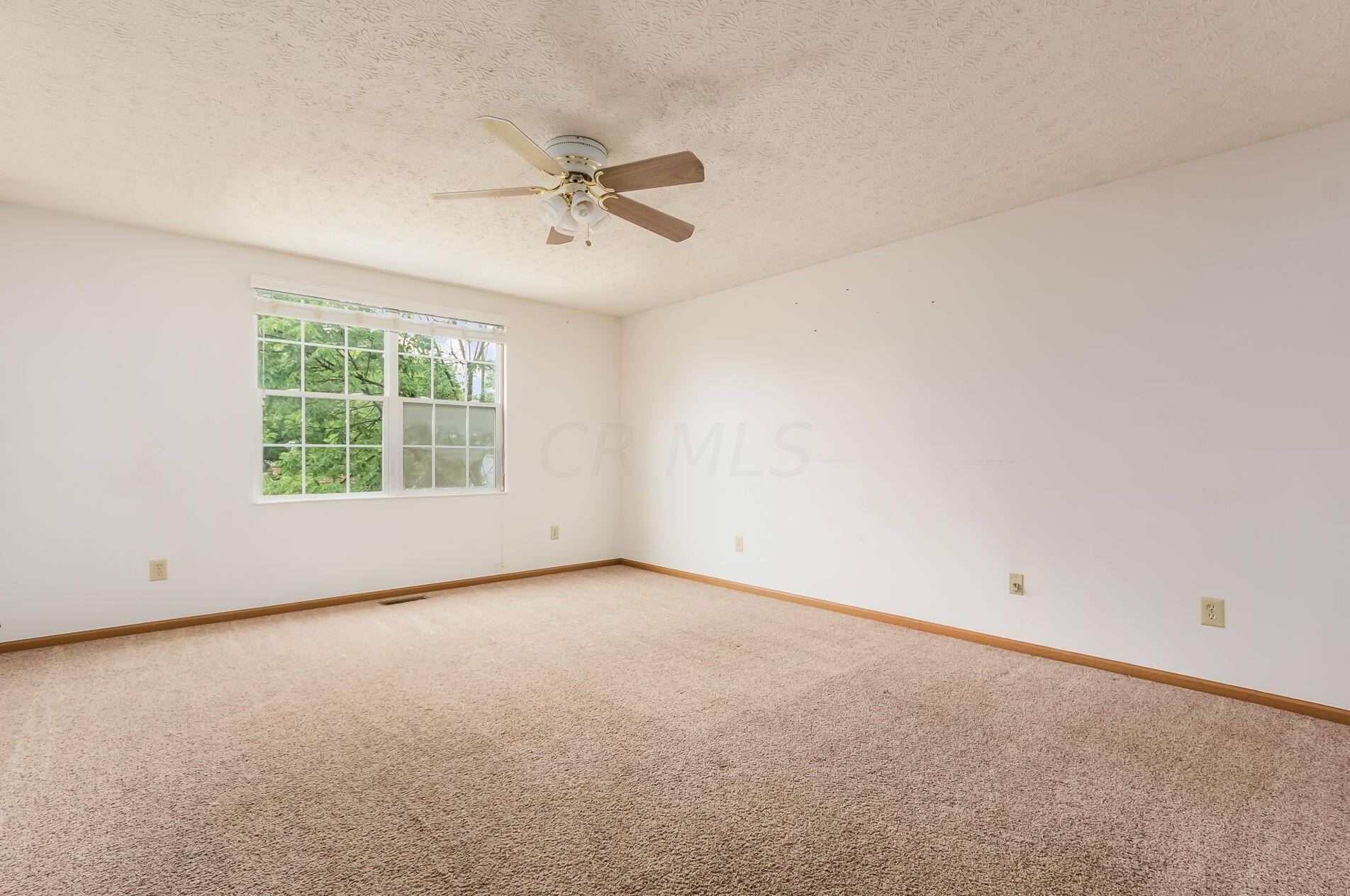 2303 Northtowne Pl, Columbus OH 43229-6690 exterior