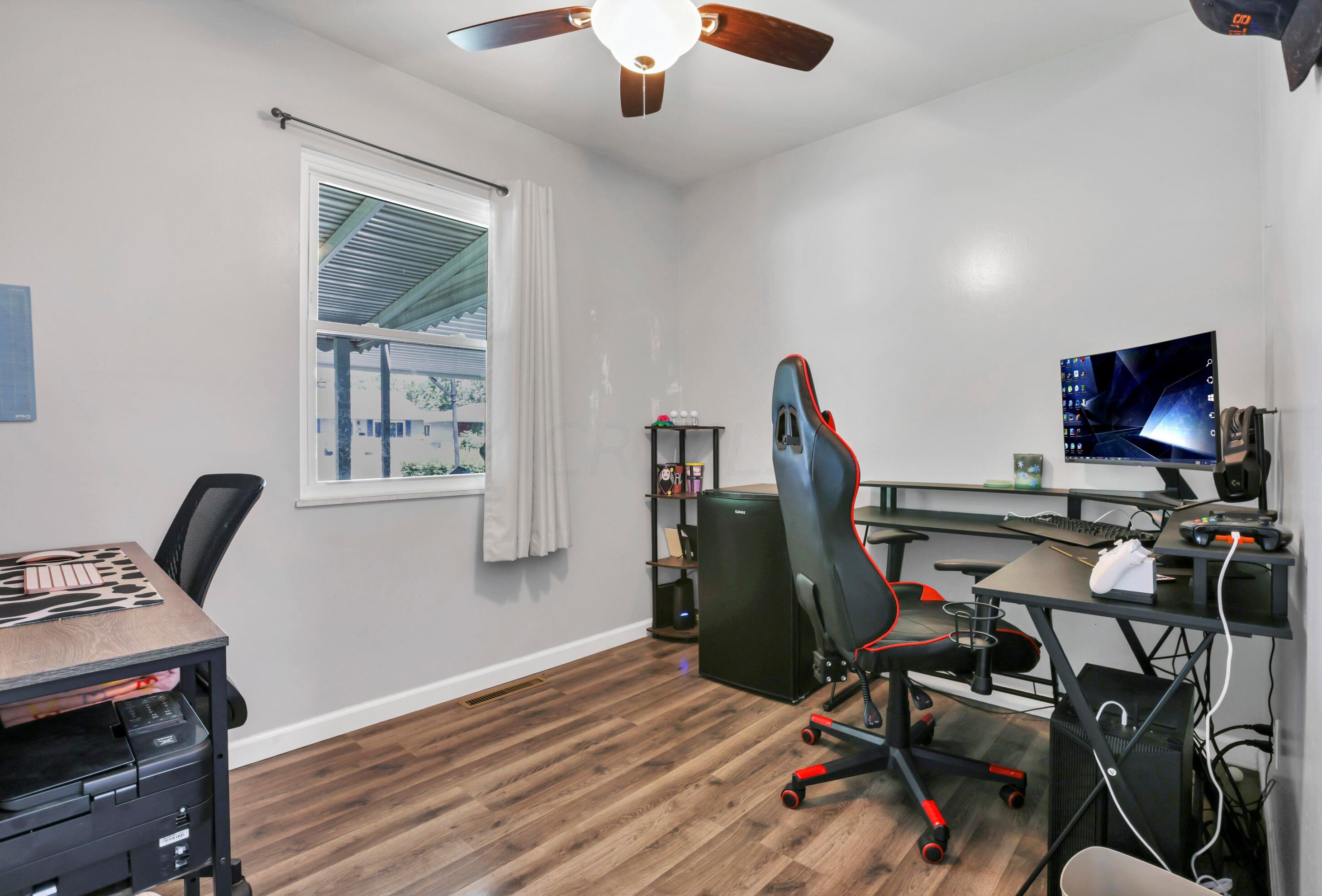 112 Fernhill Ave, Columbus OH 43228-1726 exterior