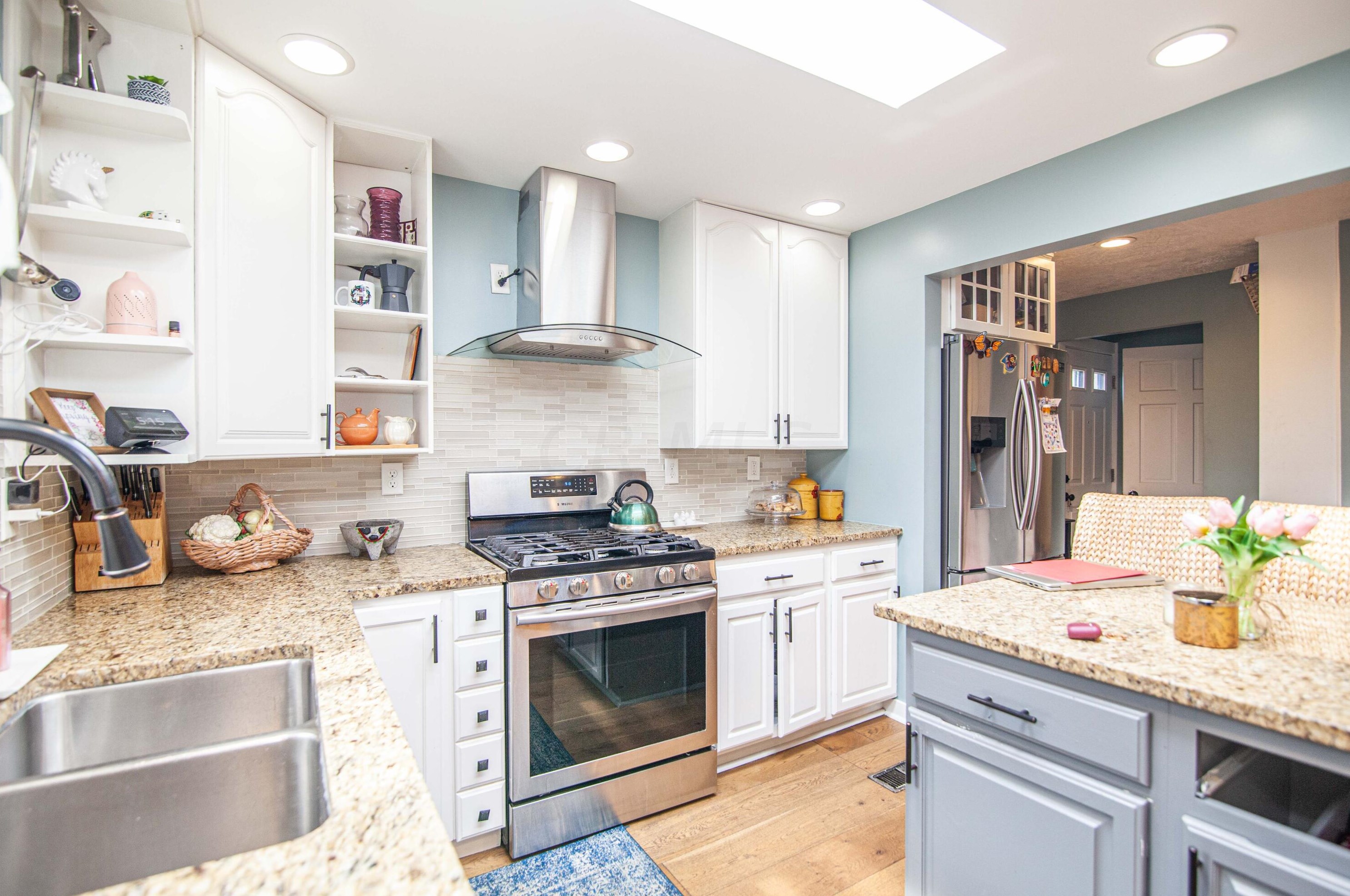 2485 Lexington Ave, Columbus OH 43211-1326 exterior