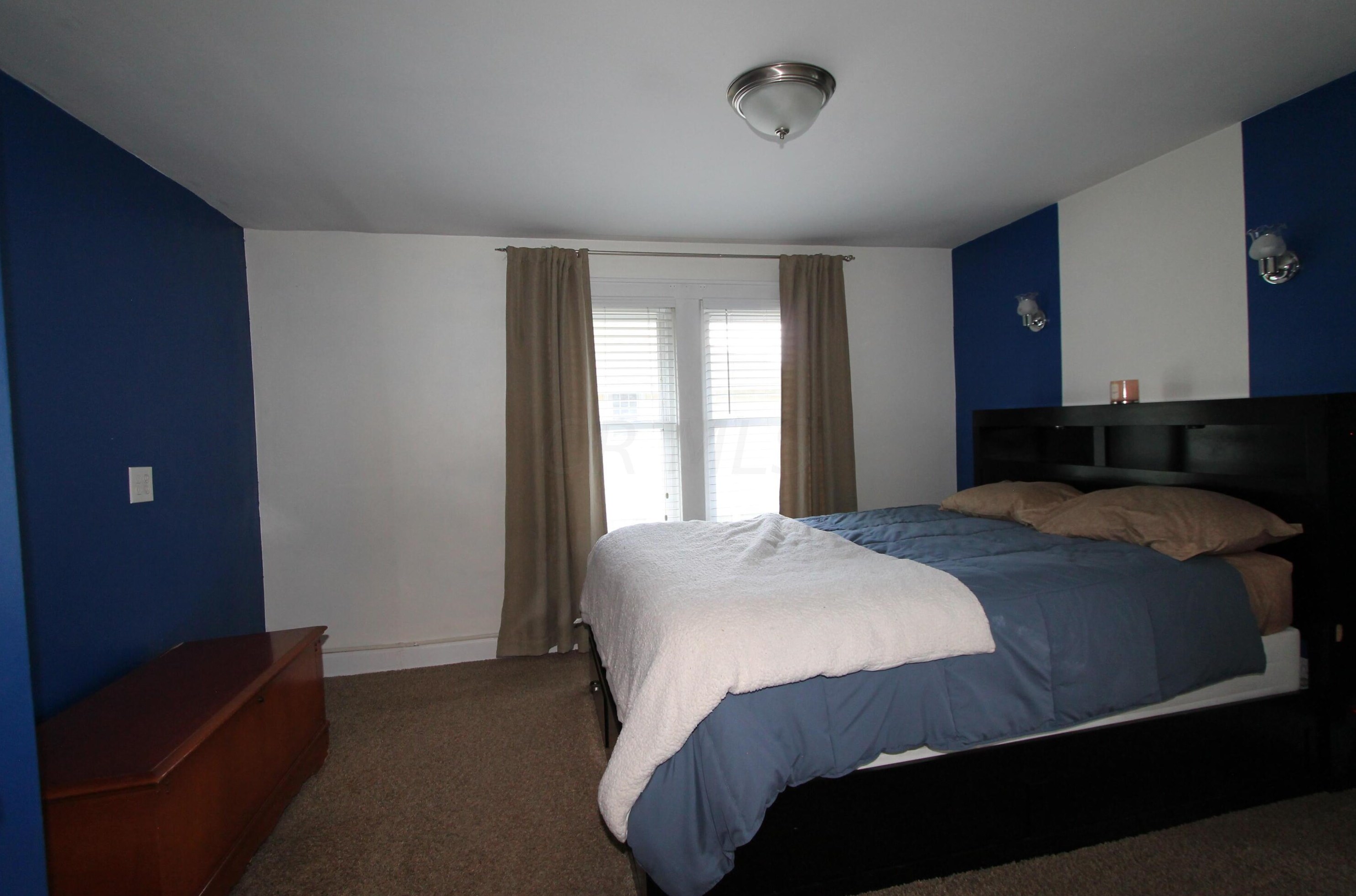 136 Longview Ave, Columbus OH 43224-3922 exterior