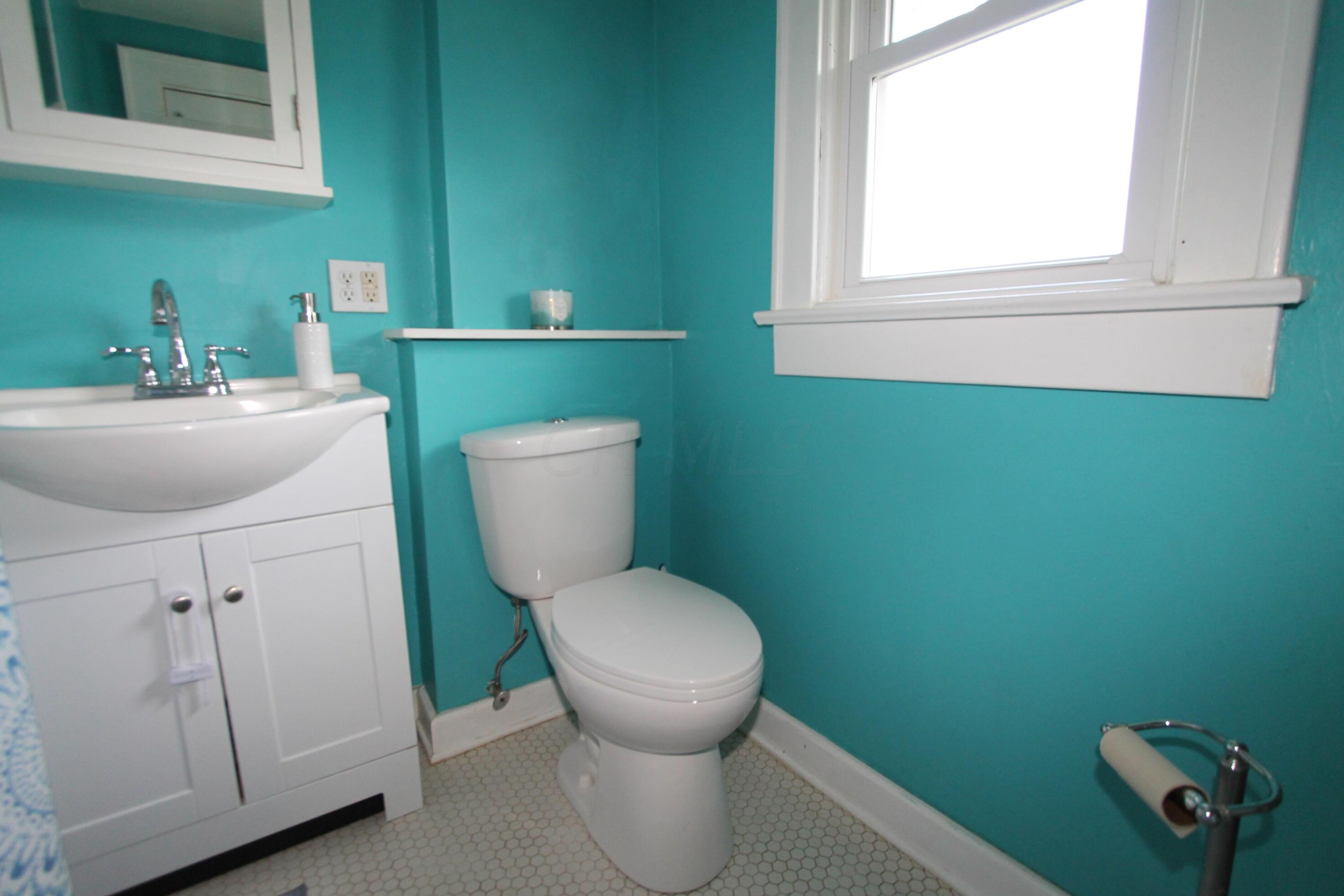 136 Longview Ave, Columbus OH 43224-3922 exterior