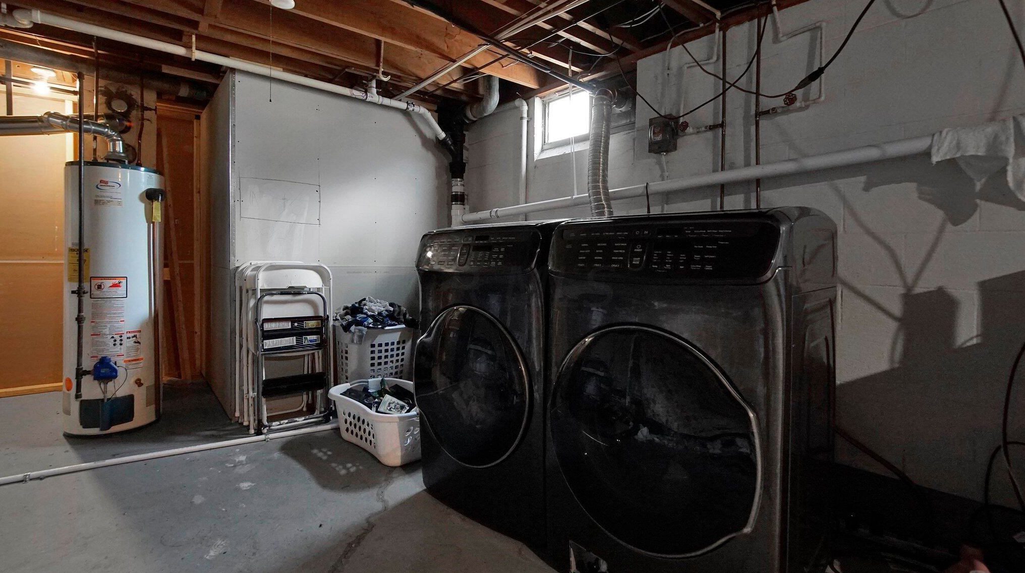 4200 Colby Ave, Columbus OH 43227-2028 exterior