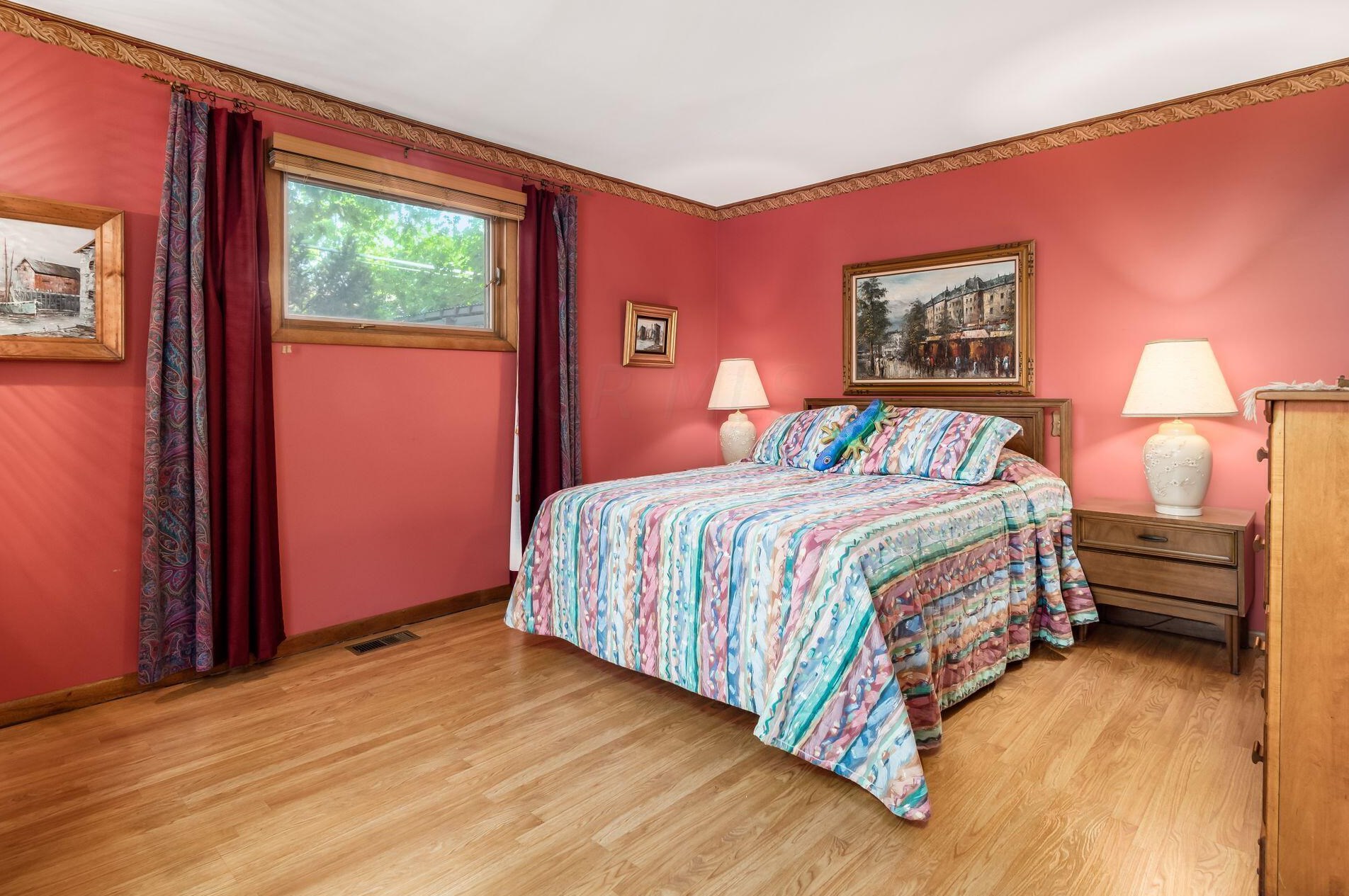 1316 Norwell Dr, Columbus OH 43220-3956 exterior