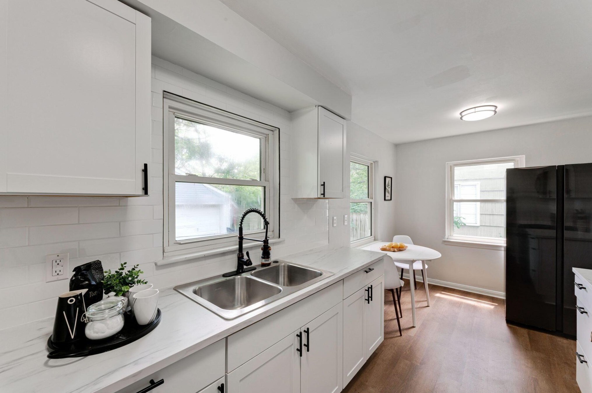 3086 Karl Rd, Columbus OH  43224-4126 exterior