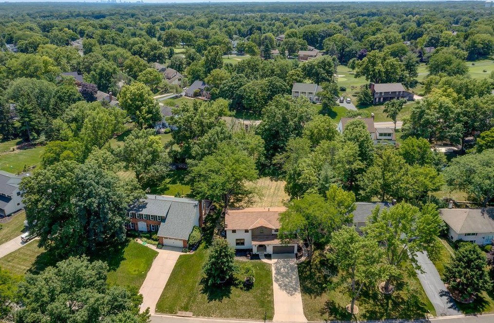 1025 Blind Brook Dr, Columbus OH  43235-1200 exterior