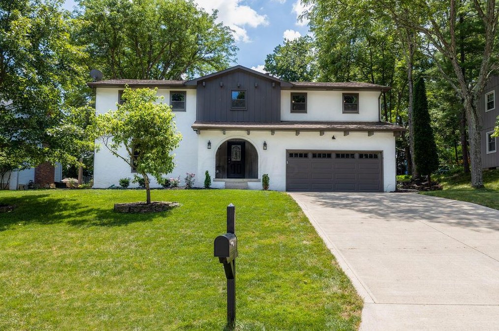 1025 Blind Brook Dr, Columbus OH  43235-1200 exterior