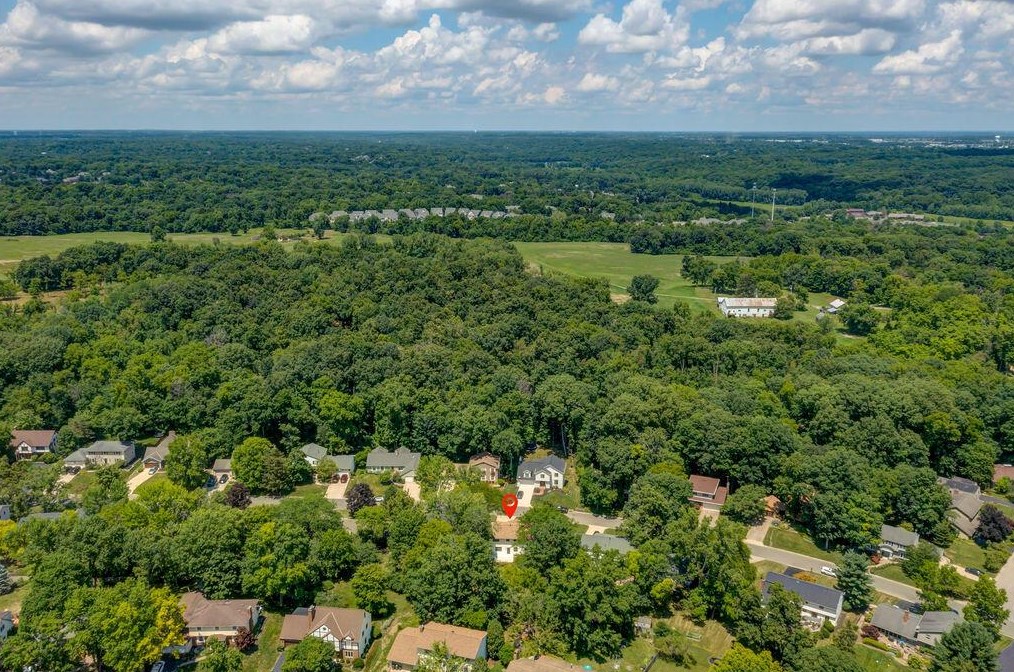 1025 Blind Brook Dr, Columbus OH  43235-1200 exterior