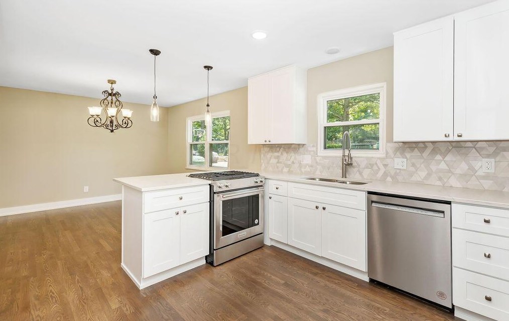 1025 Blind Brook Dr, Columbus OH  43235-1200 exterior